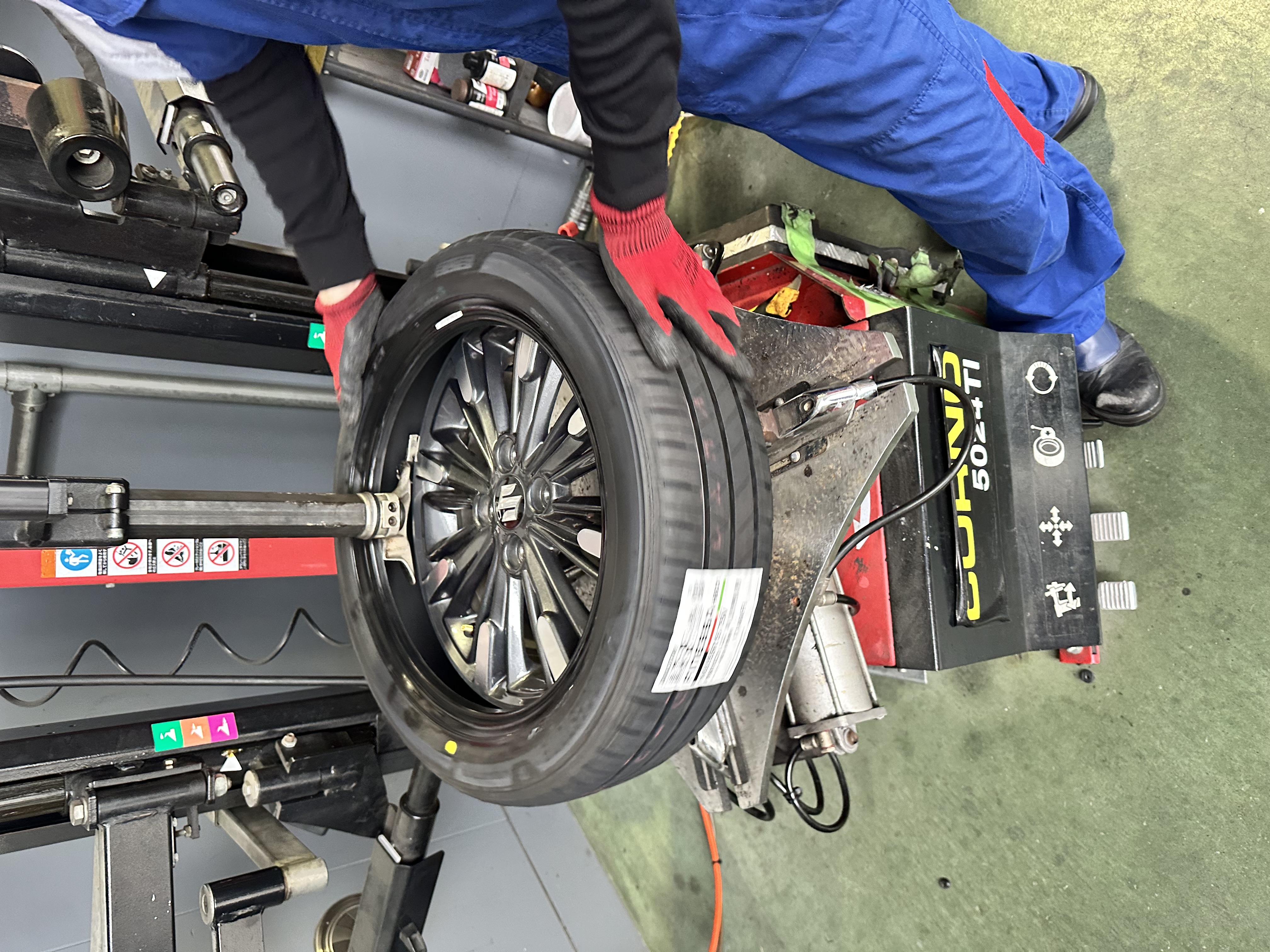 春のタイヤ交換はセルフ高橋SSで安心サポート🚗お得なキャンペーン中