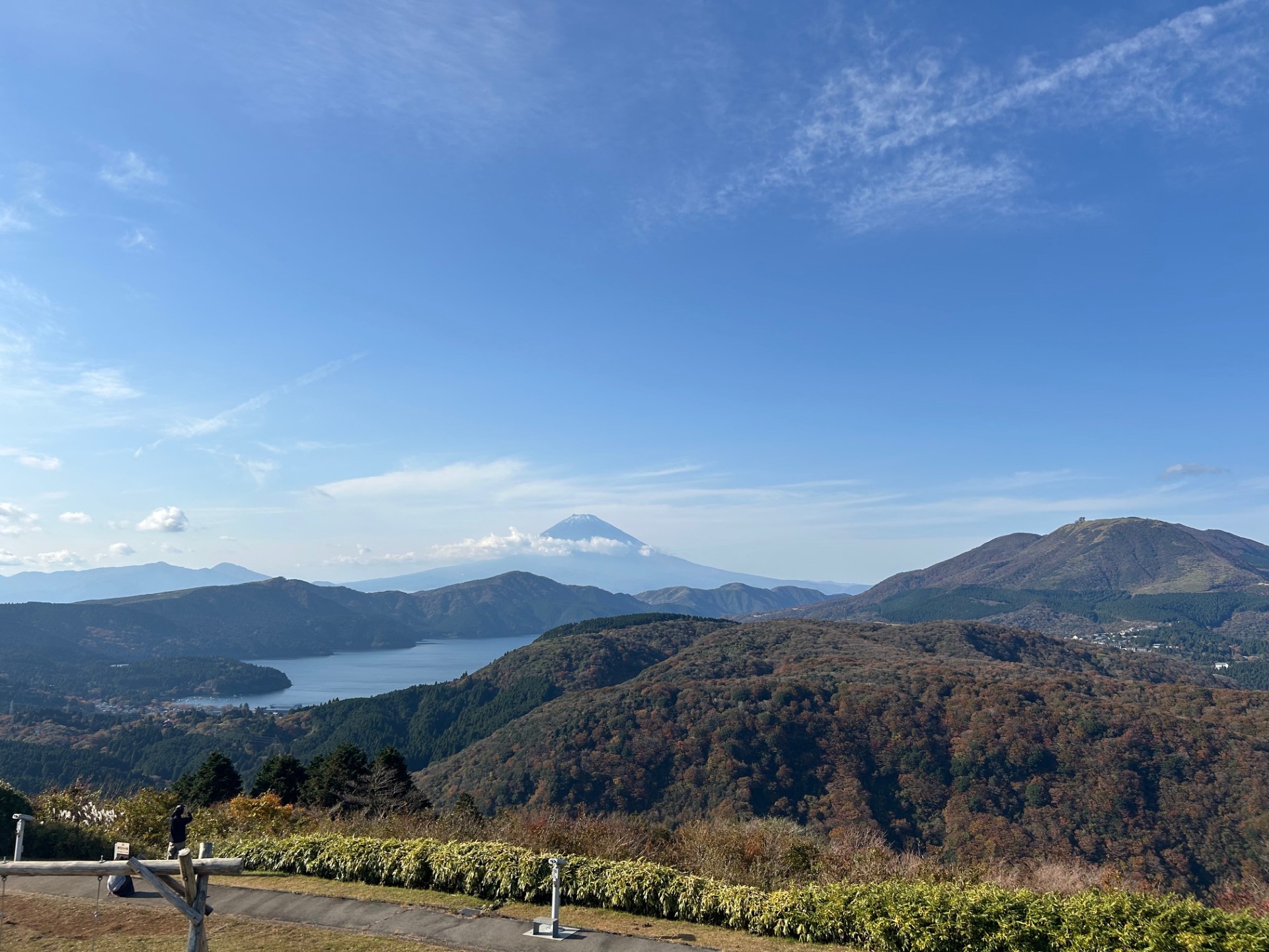 秋の雨でも安心ドライブ セルフ高橋SSの無料点検サービス紹介🚗