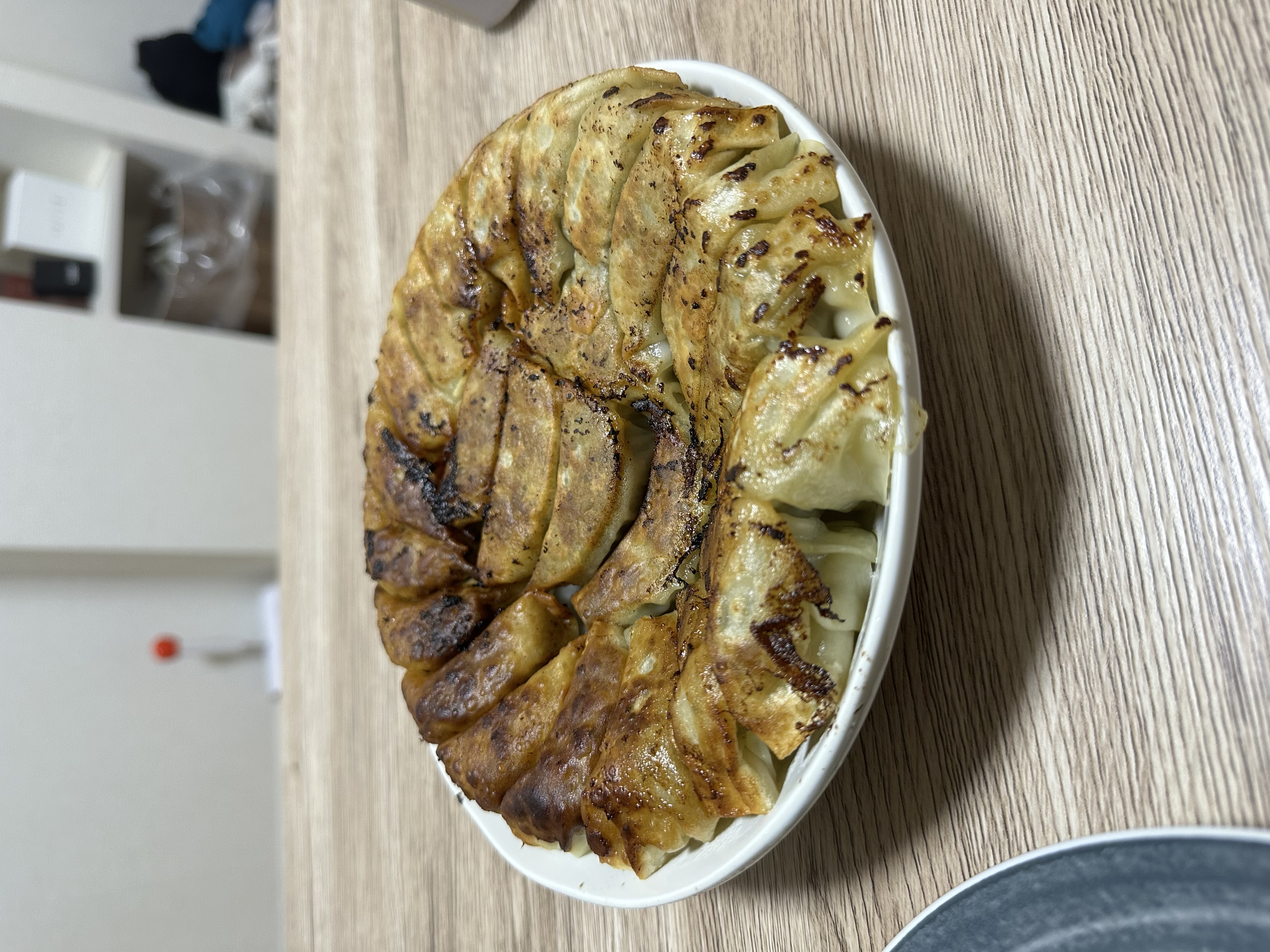 春のぽかぽか陽気で楽しむ手作り餃子と車のメンテナンス✨🚗🥟