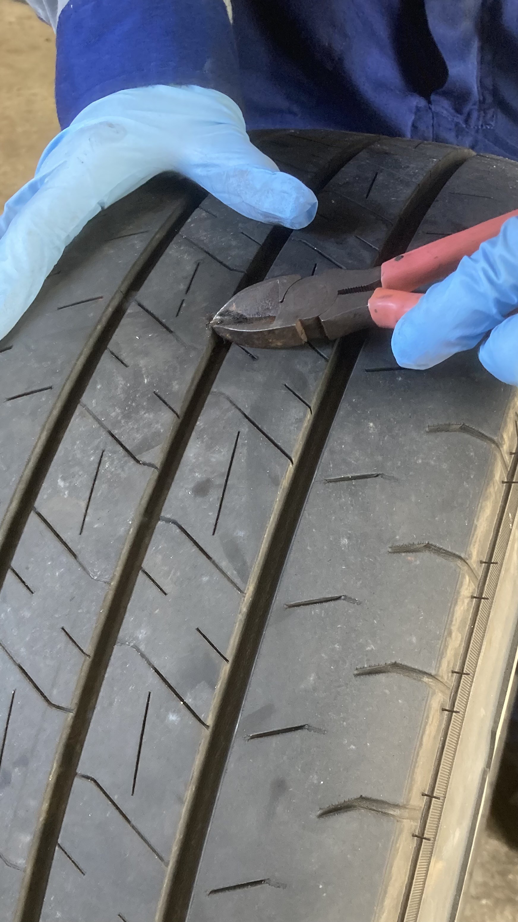 静岡セルフ厚原SS冬前の車トラブル対策とオイル交換のすすめ😊