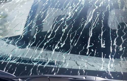 雨の日も安心ガラス撥水コートで視界クリアに快適ドライブ✨