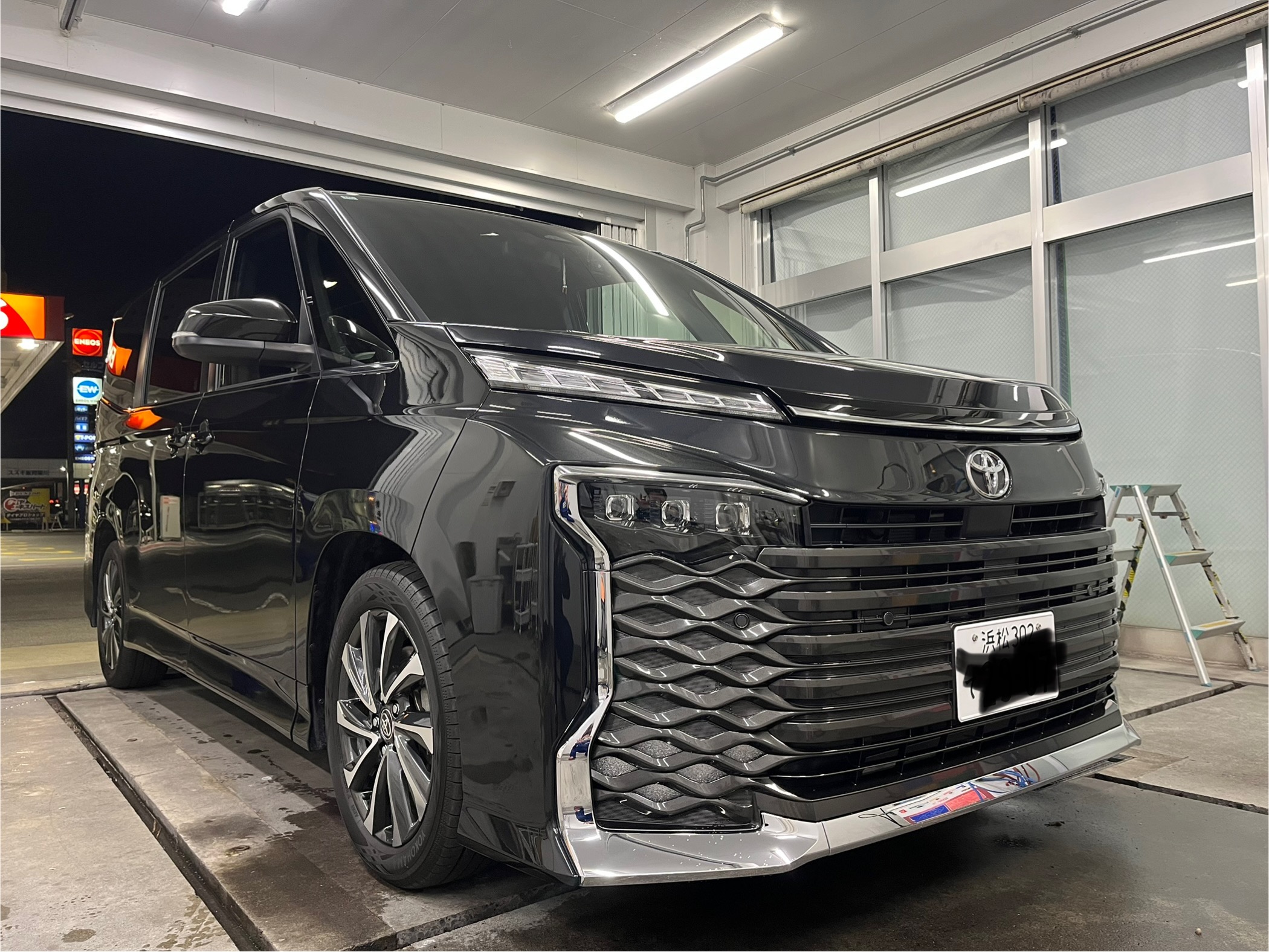 春の手洗い洗車とタイヤセール情報 車をピカピカに保つコツ🚗