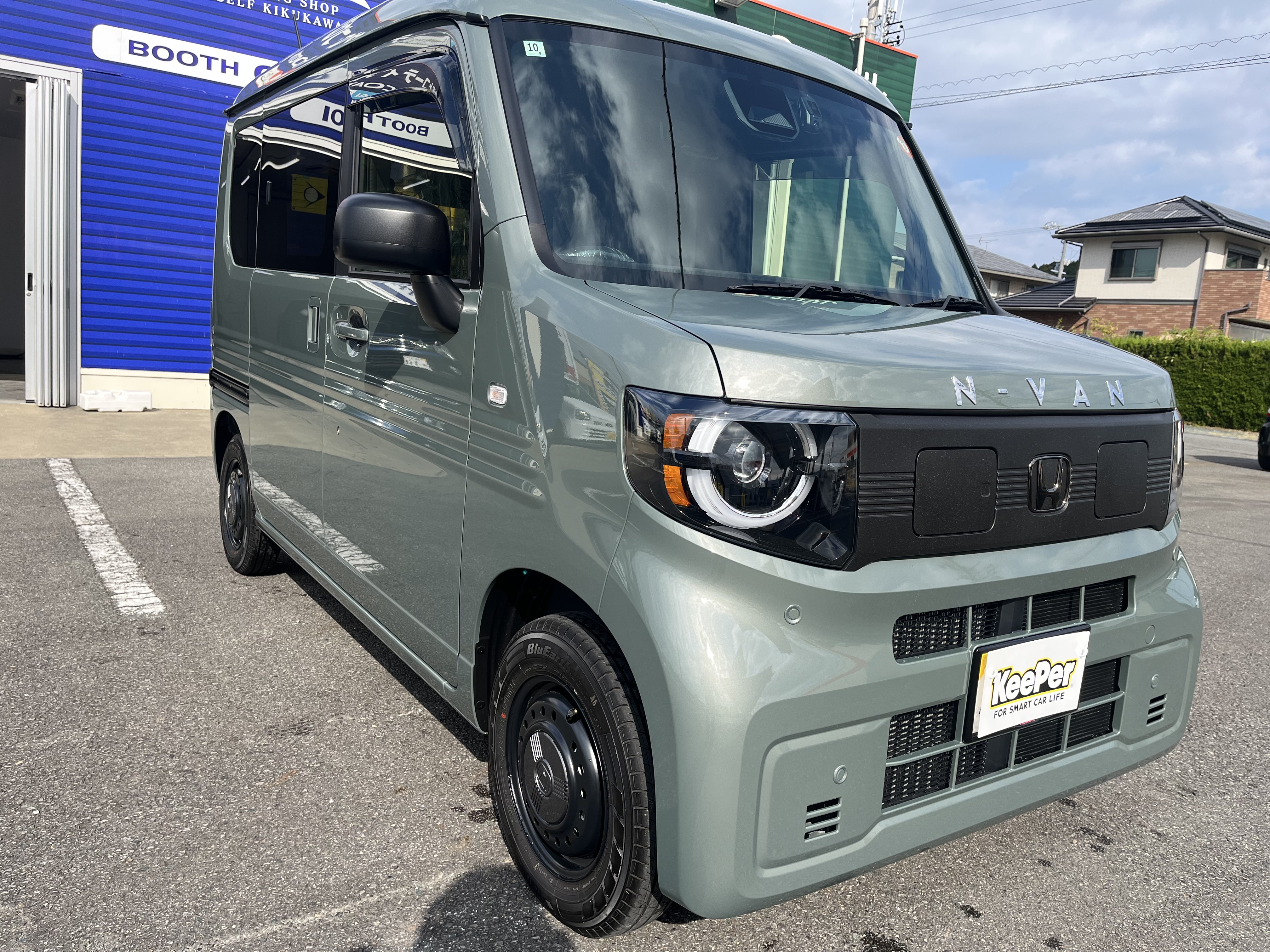 秋冬の愛車ケアにおすすめ！コーティングとタイヤ交換のポイント🚗