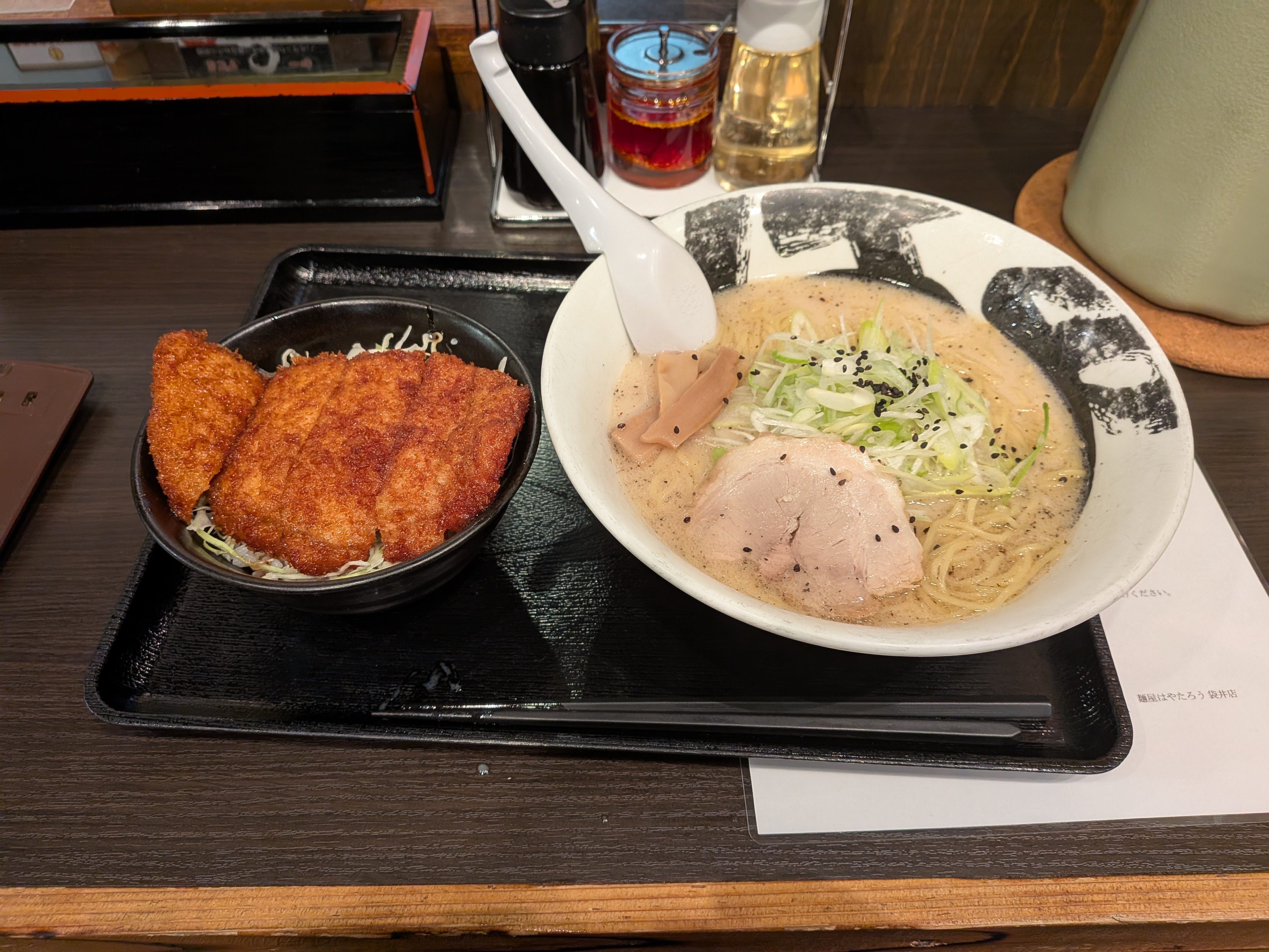 静岡の黄砂対策におすすめ洗車＆冬のタイヤ30％OFF情報🚗