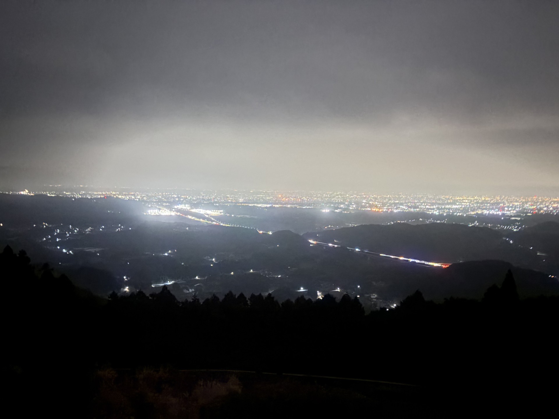 冬の愛車ケアに最適！コーティングメンテナンスとタイヤ割引情報🚗