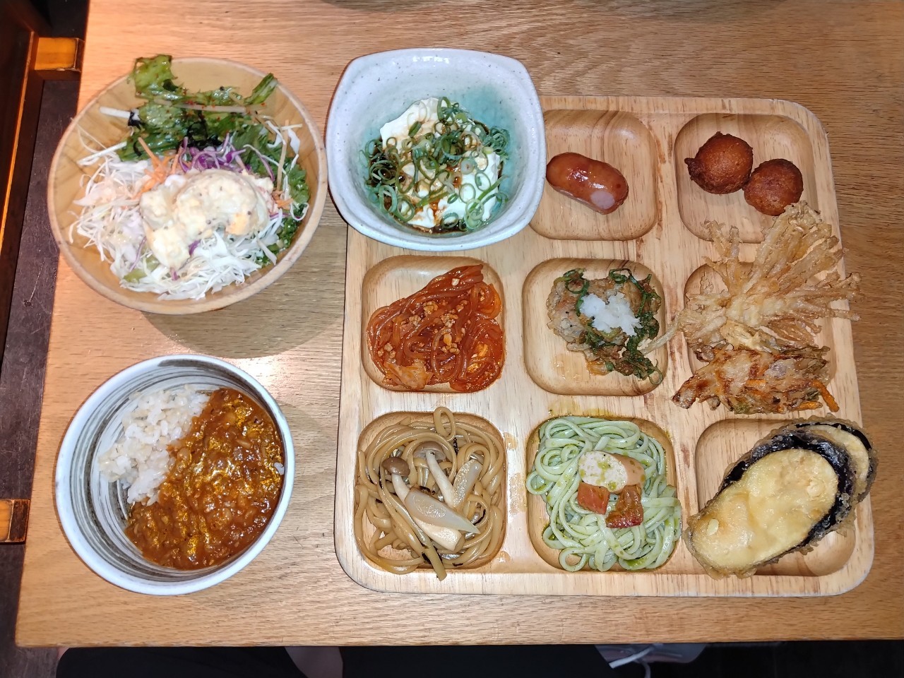 ビュッフェ