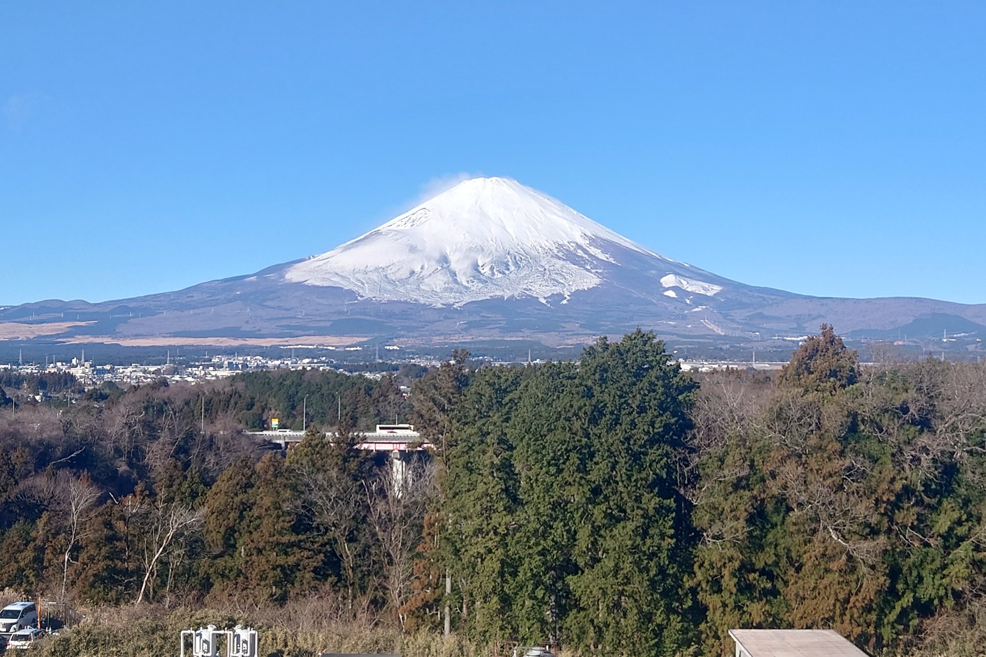 春の黄砂と雨に負けない車ケア術🚗沼津バイパス下りTSで洗車＆点検