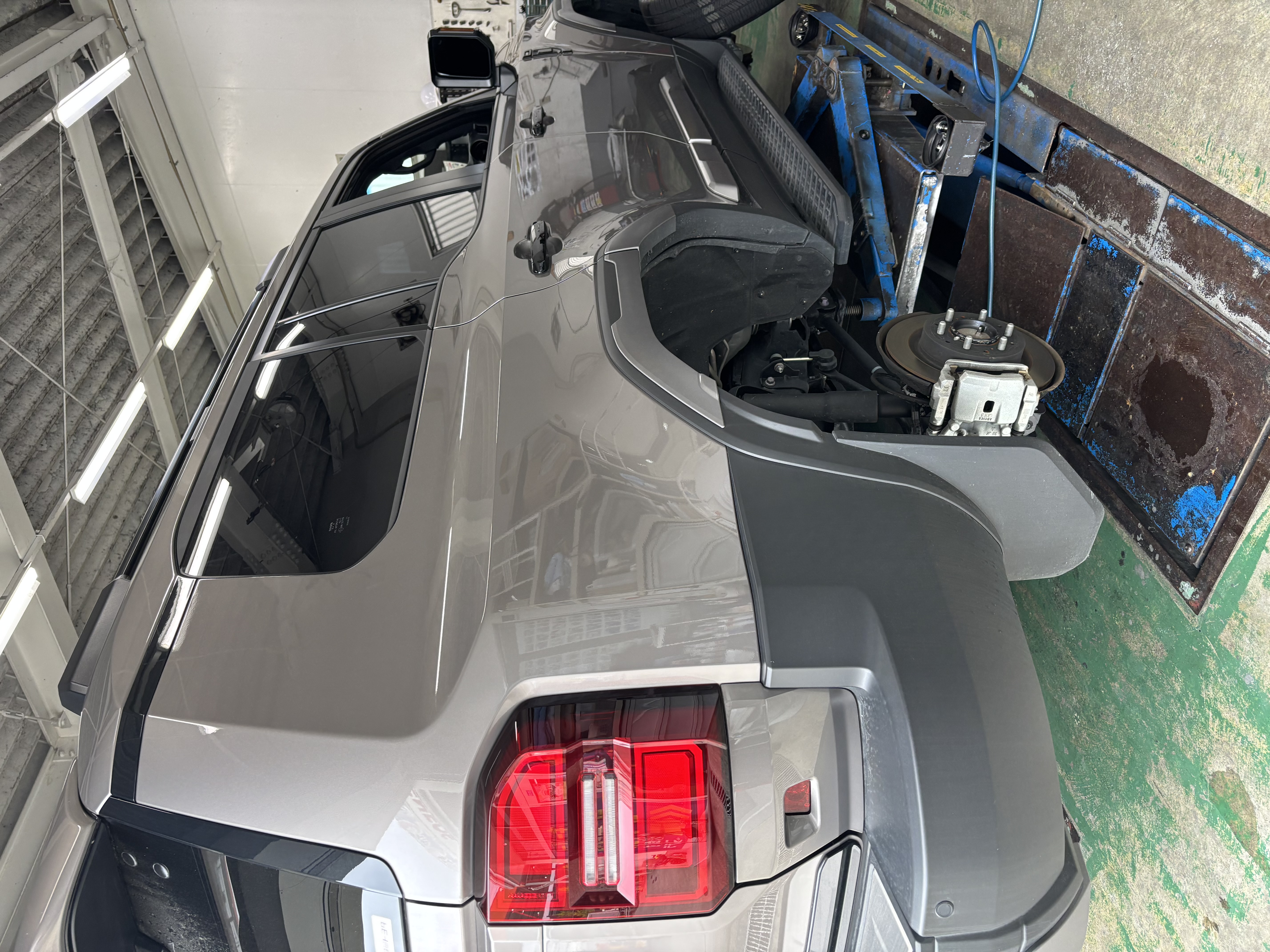 冬前に安心ドライブを！袋井インターTSのタイヤ交換＆点検サービス🚗