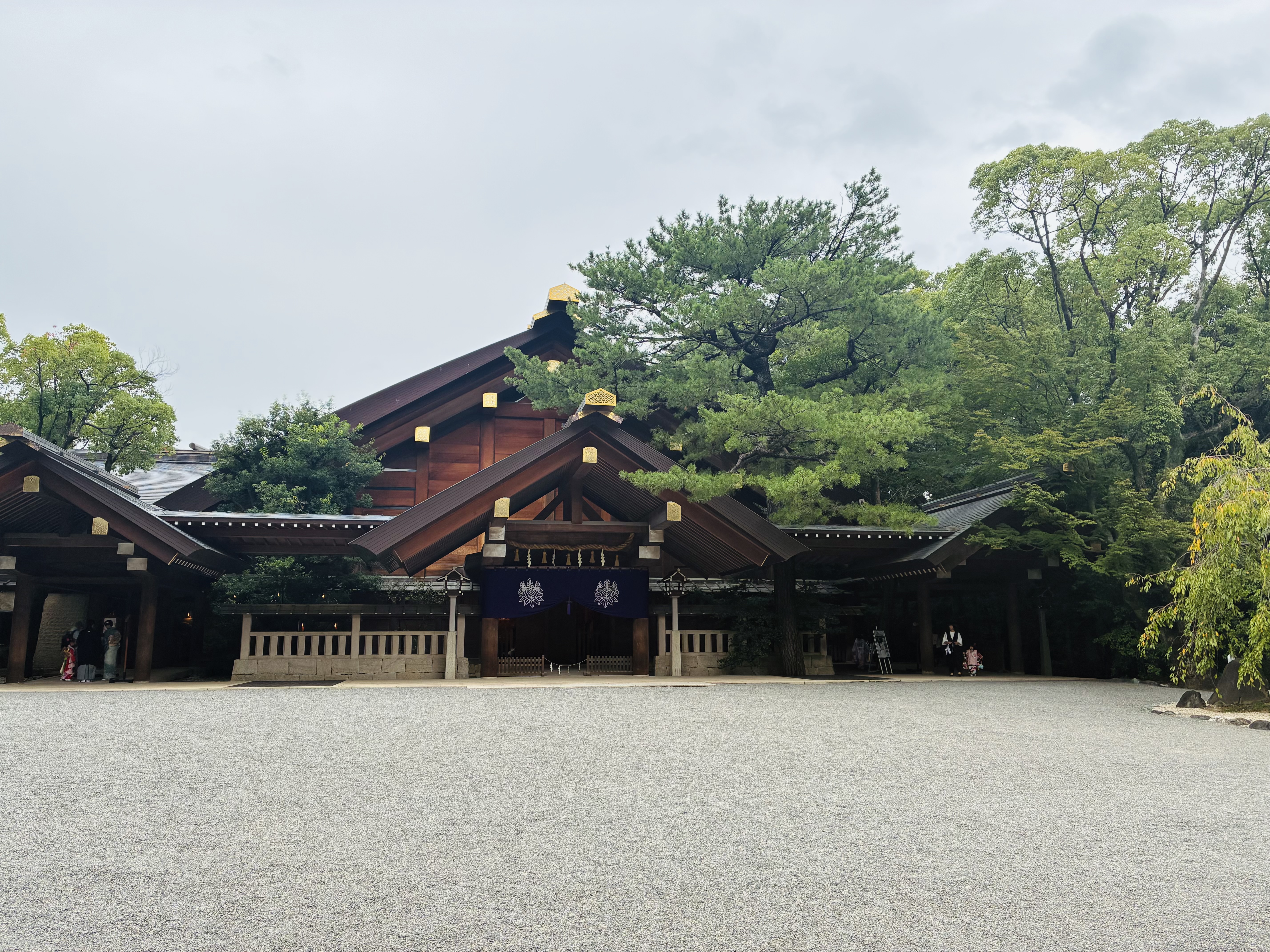 秋のドライブ前にチェックしたい車の点検ポイントまとめ🚗
