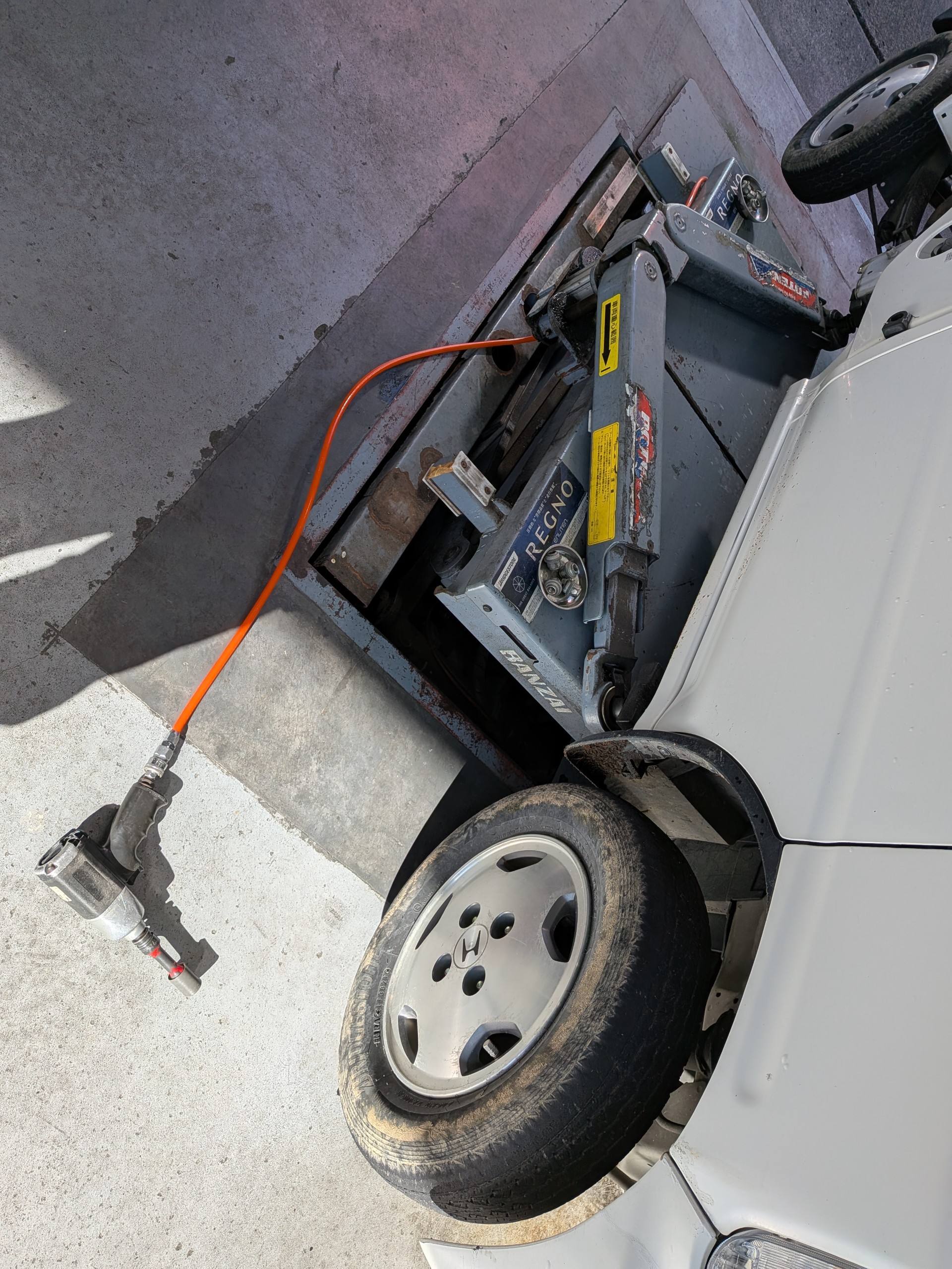 春のタイヤ交換と車検で安心ドライブを応援します🚗