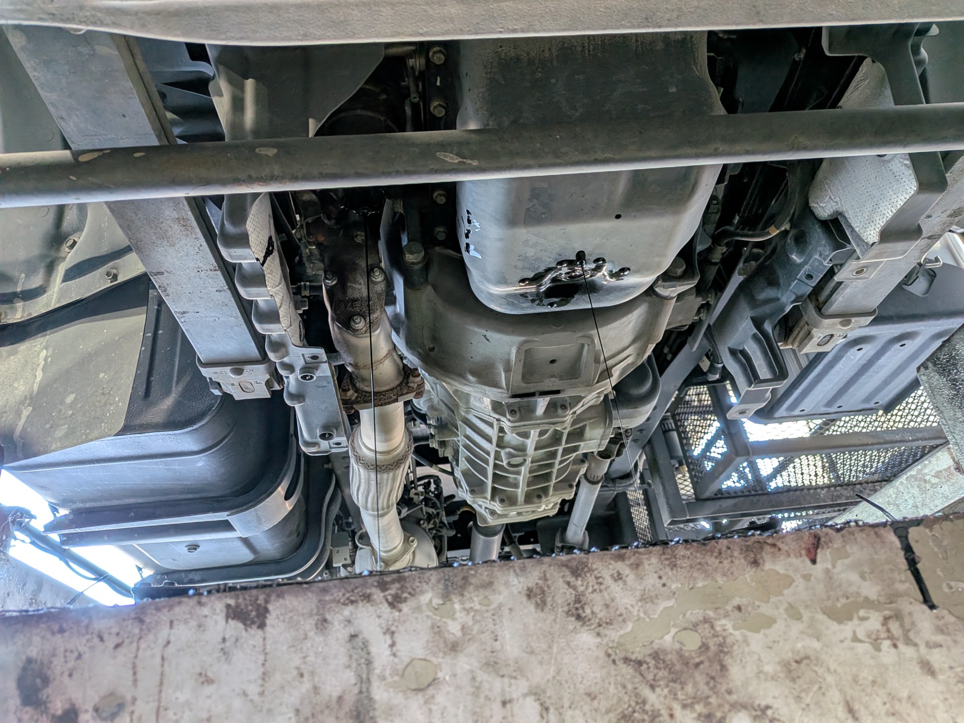 掛川の冬に安心オイル交換とお得なタイヤイベント情報❄️