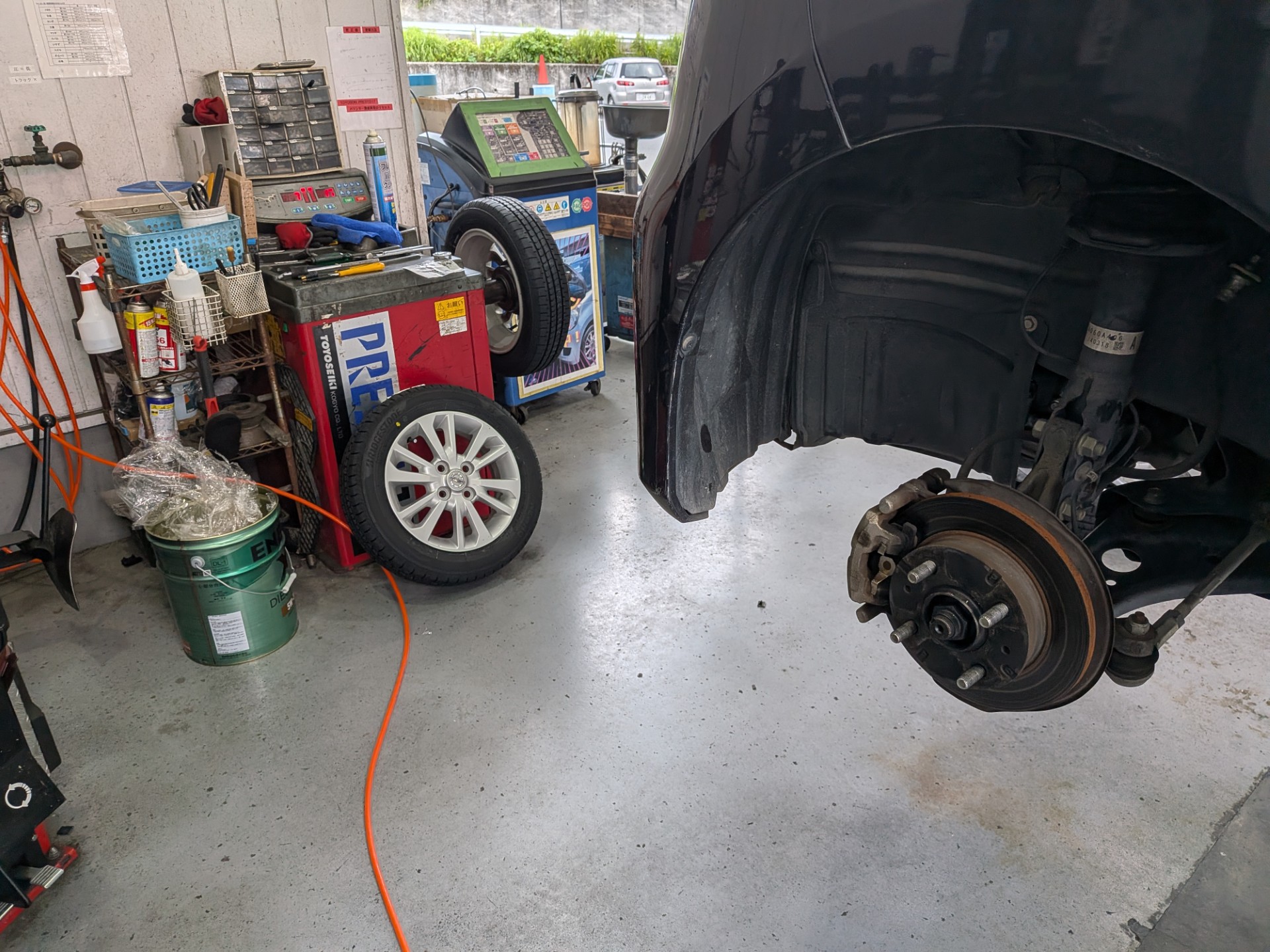 日産デイズタイヤ交換　掛川市八坂ENEOSウイングルート１掛川TS🚗