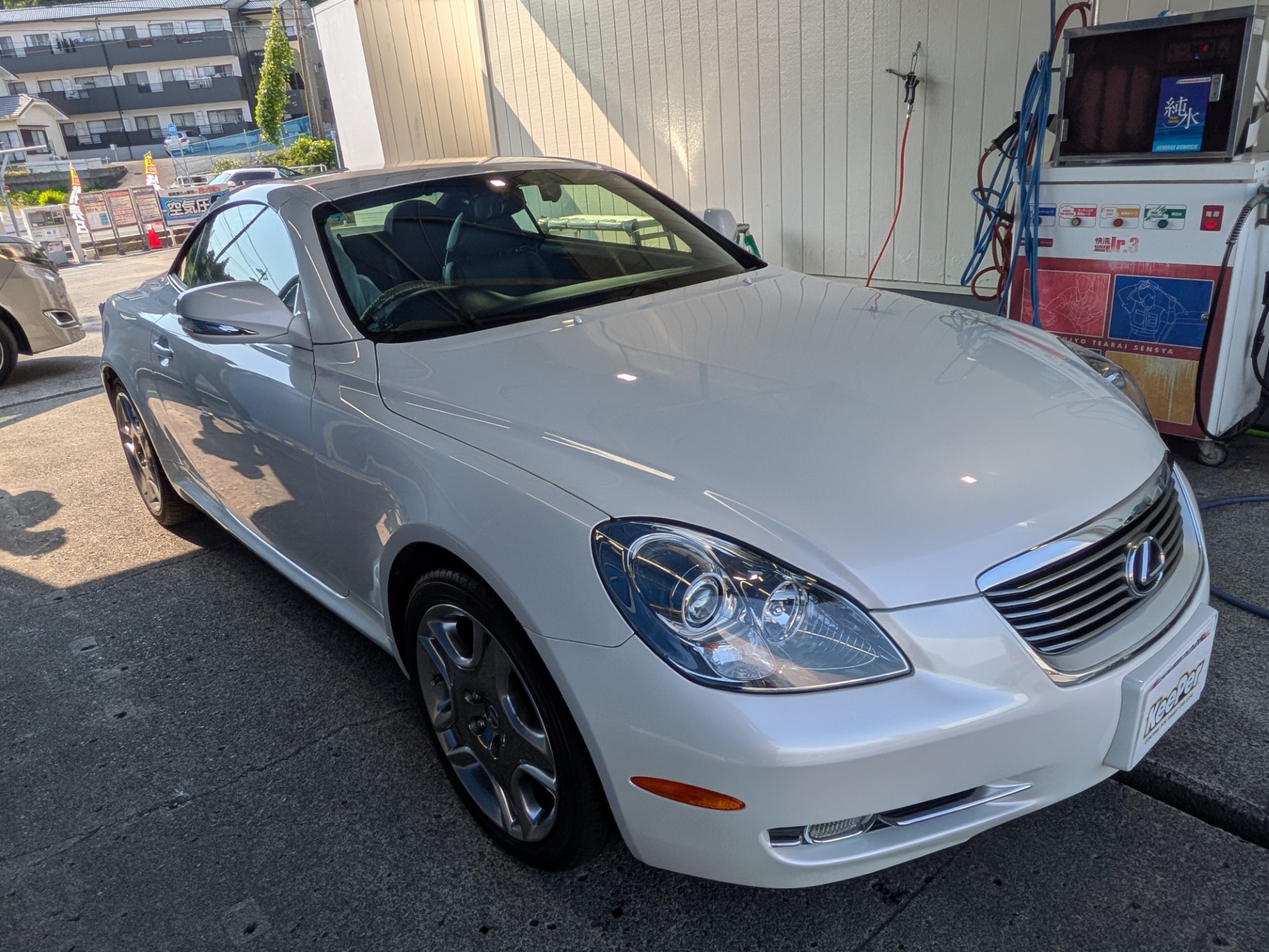 ルート１掛川TSでダイヤⅡキーパーを施工し、塗装に光沢があるLEXUS/SC