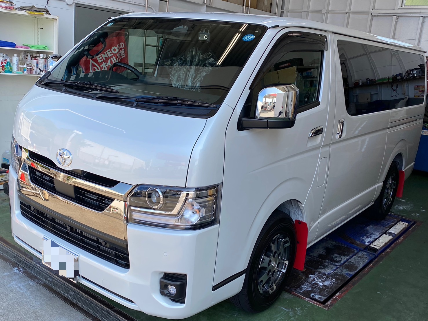 新車施工　ハイエース