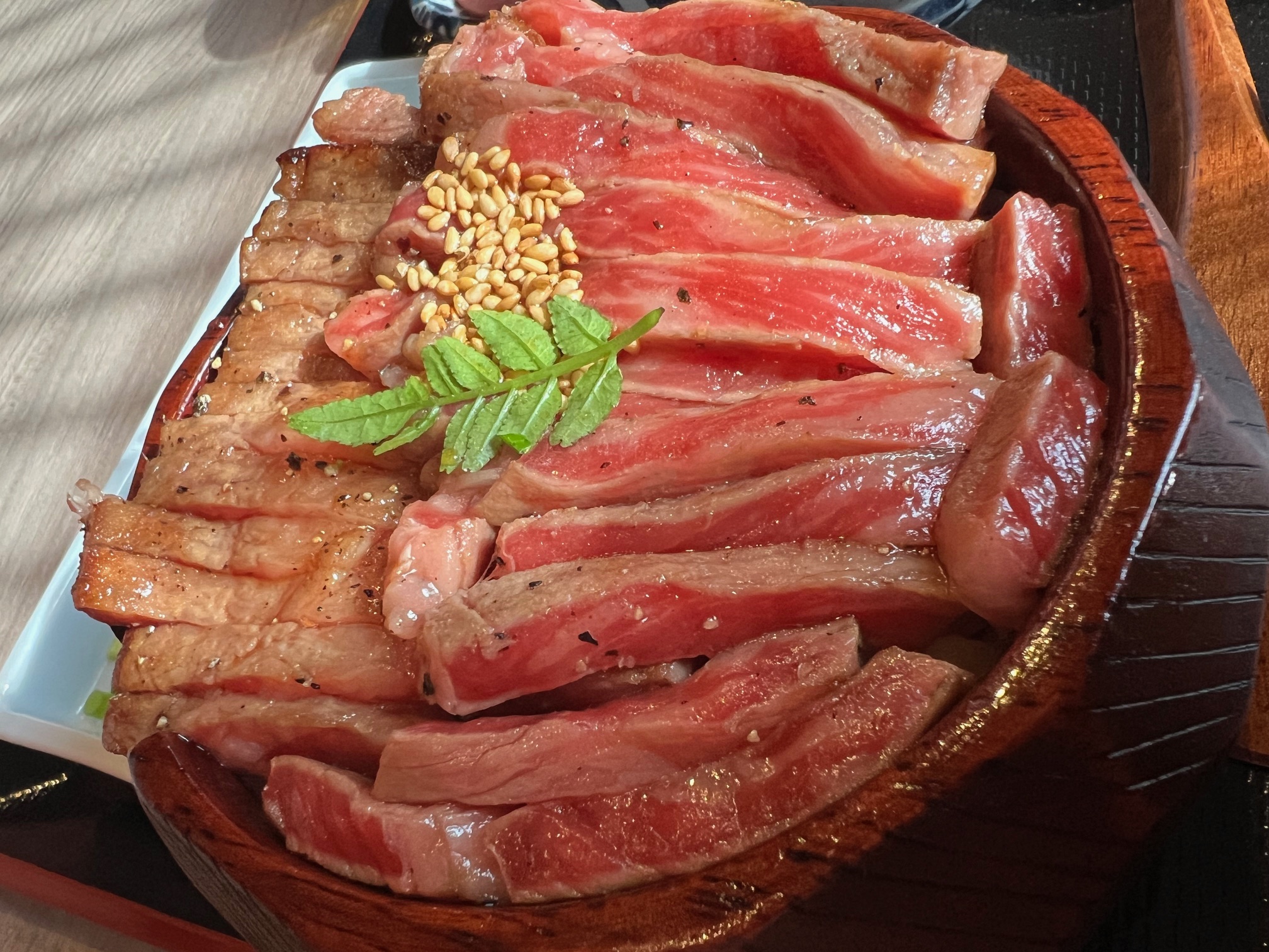 冬のハイエース安全タイヤ交換とお得オイル半額キャンペーン情報🚗