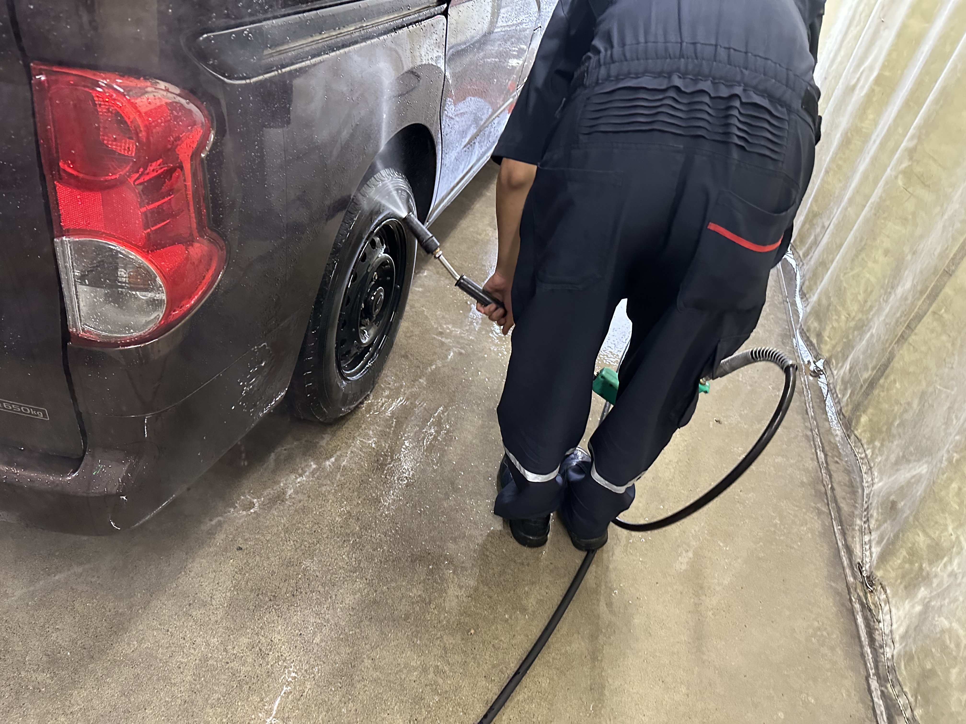 梅雨の撥水復元洗車で愛車を守るコツとお得情報🚗