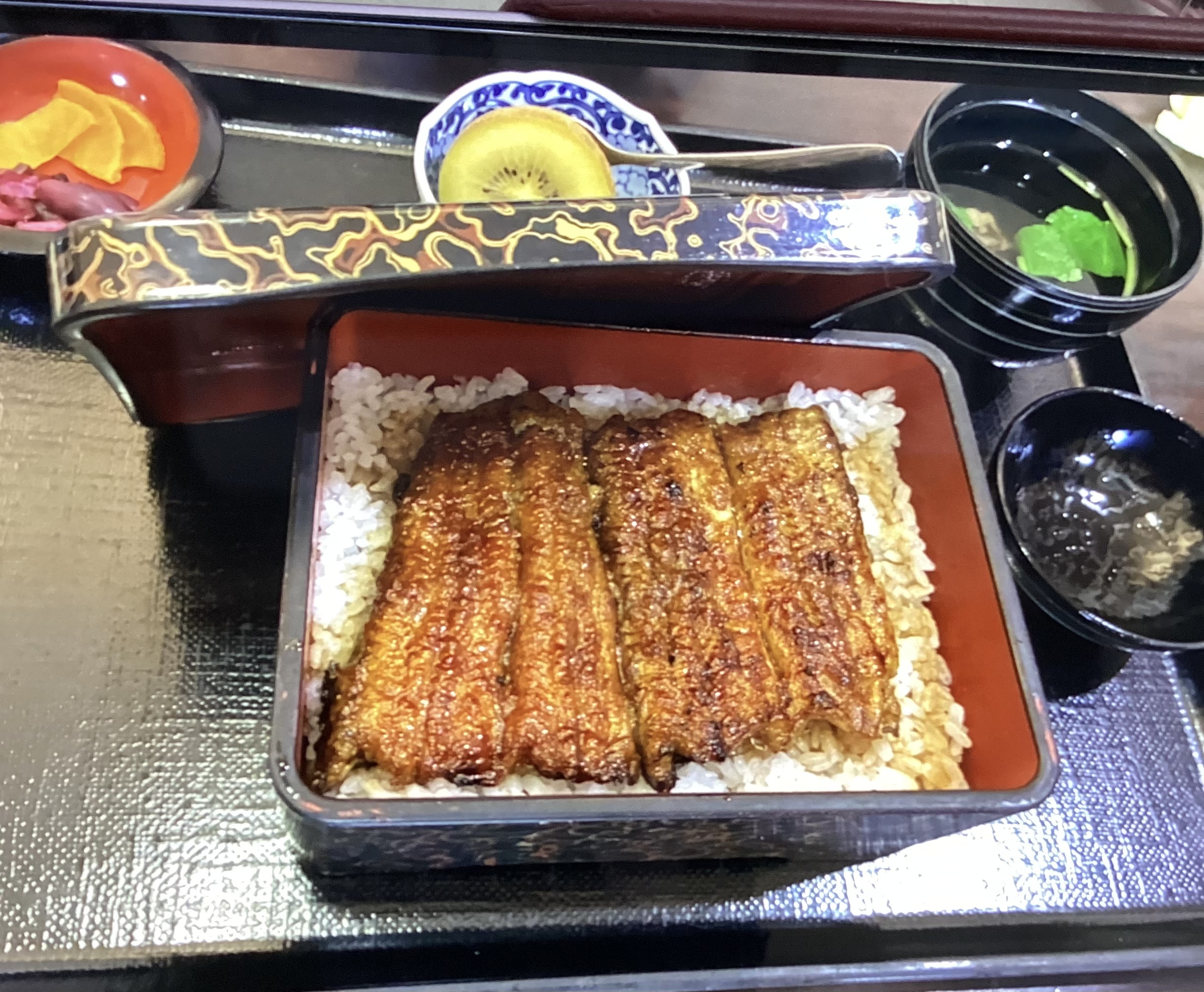 春の車メンテナンスポイントとお得なオイル交換情報🚗✨