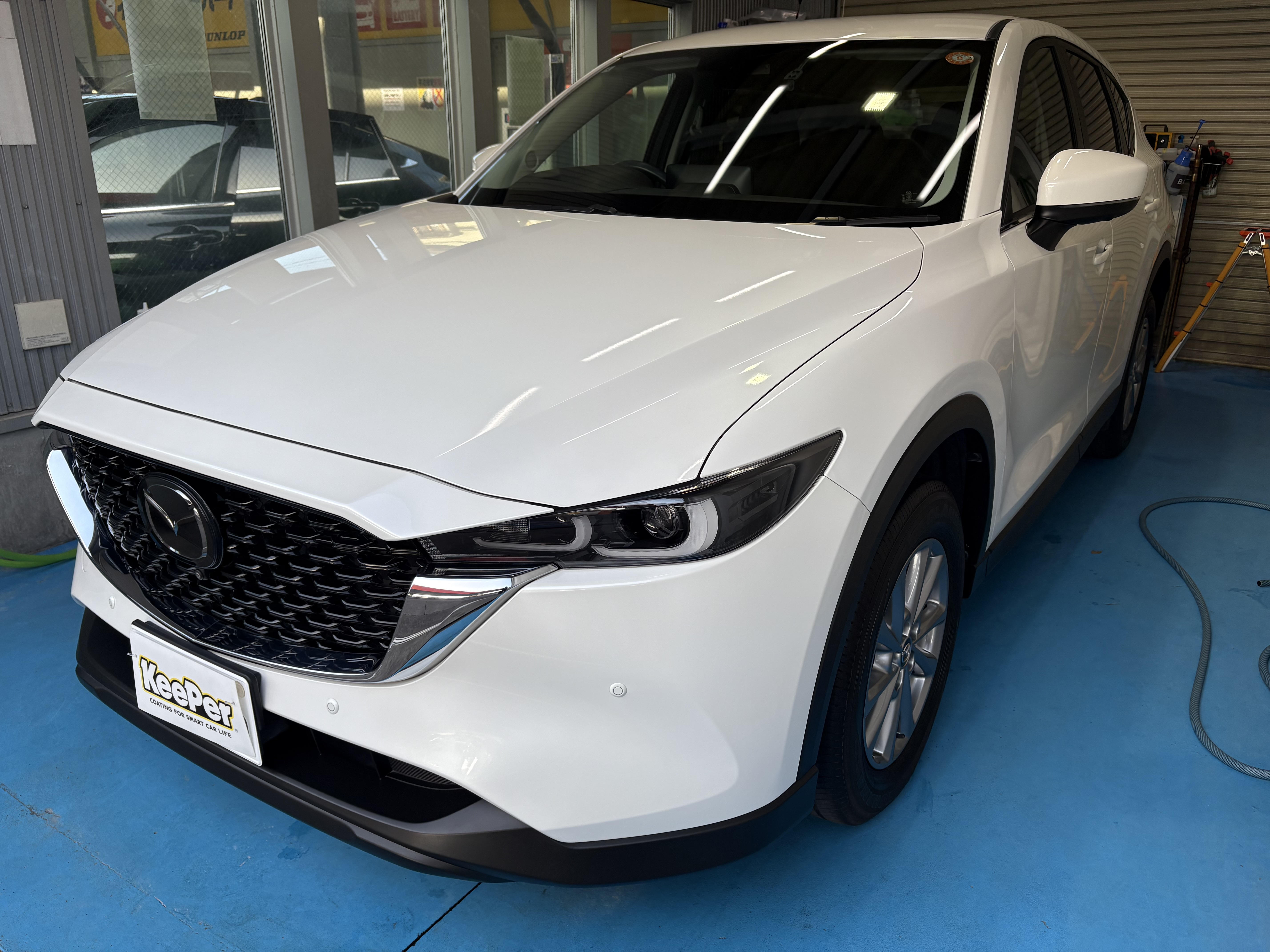 「CX5にエコダイヤプレミアム施工 雨の日も安心のタイヤケア🚗✨」