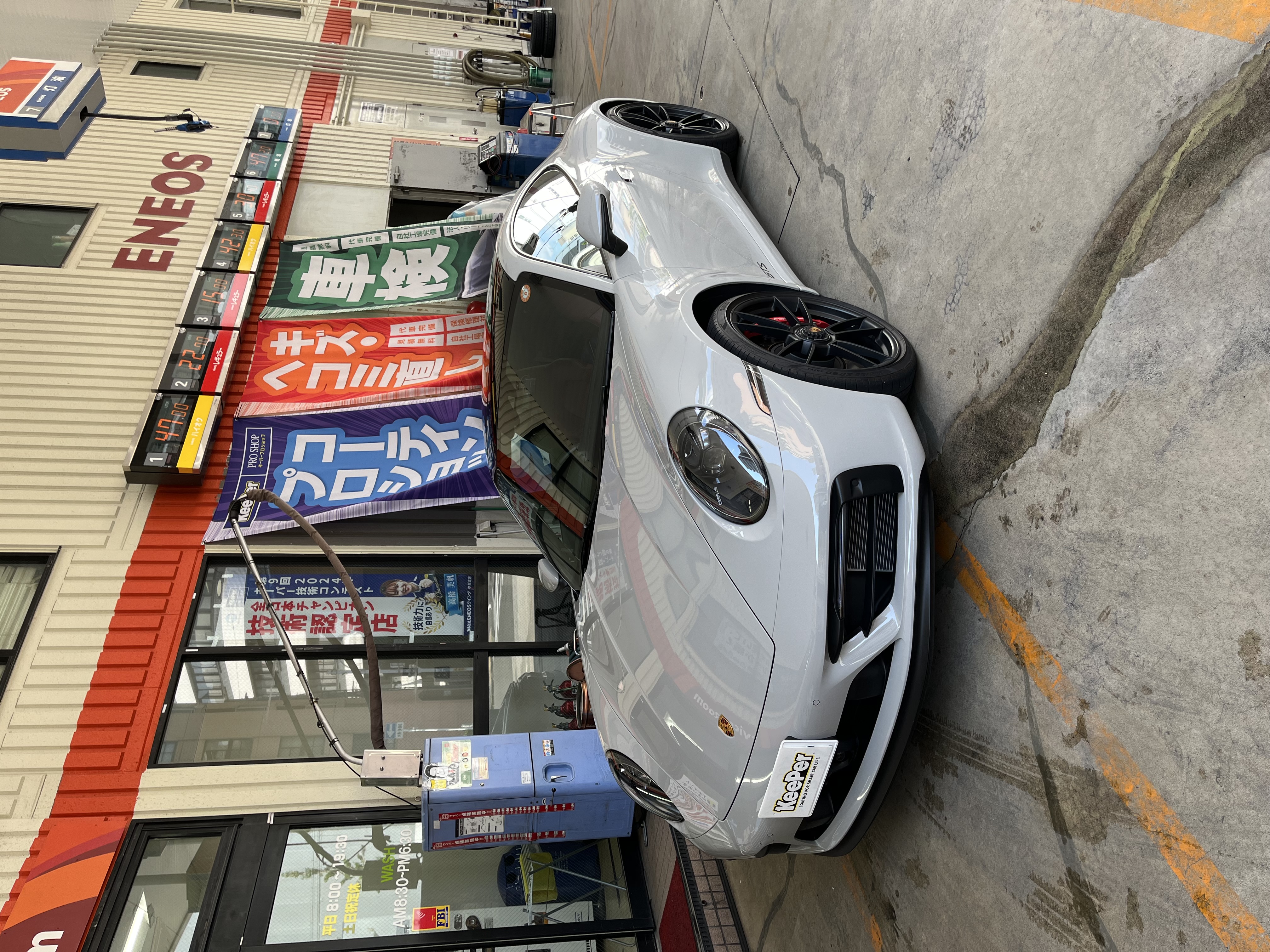 ポルシェにダブルダイヤモンドキーパー施工 高級車の輝きを守る秘訣