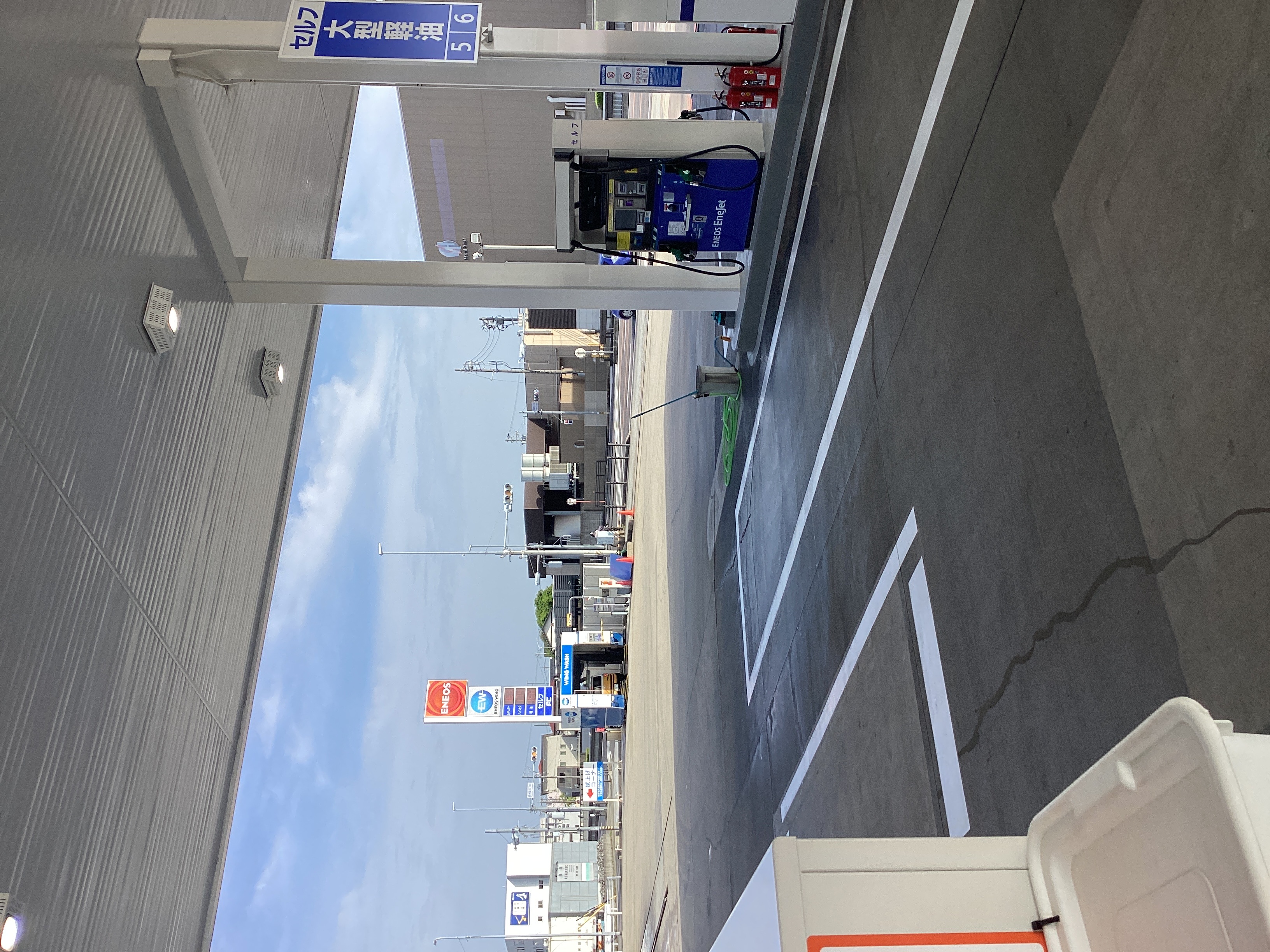 春のドライブ前にチェックしたい車のメンテナンスポイント🚗安全快適に出かけよう