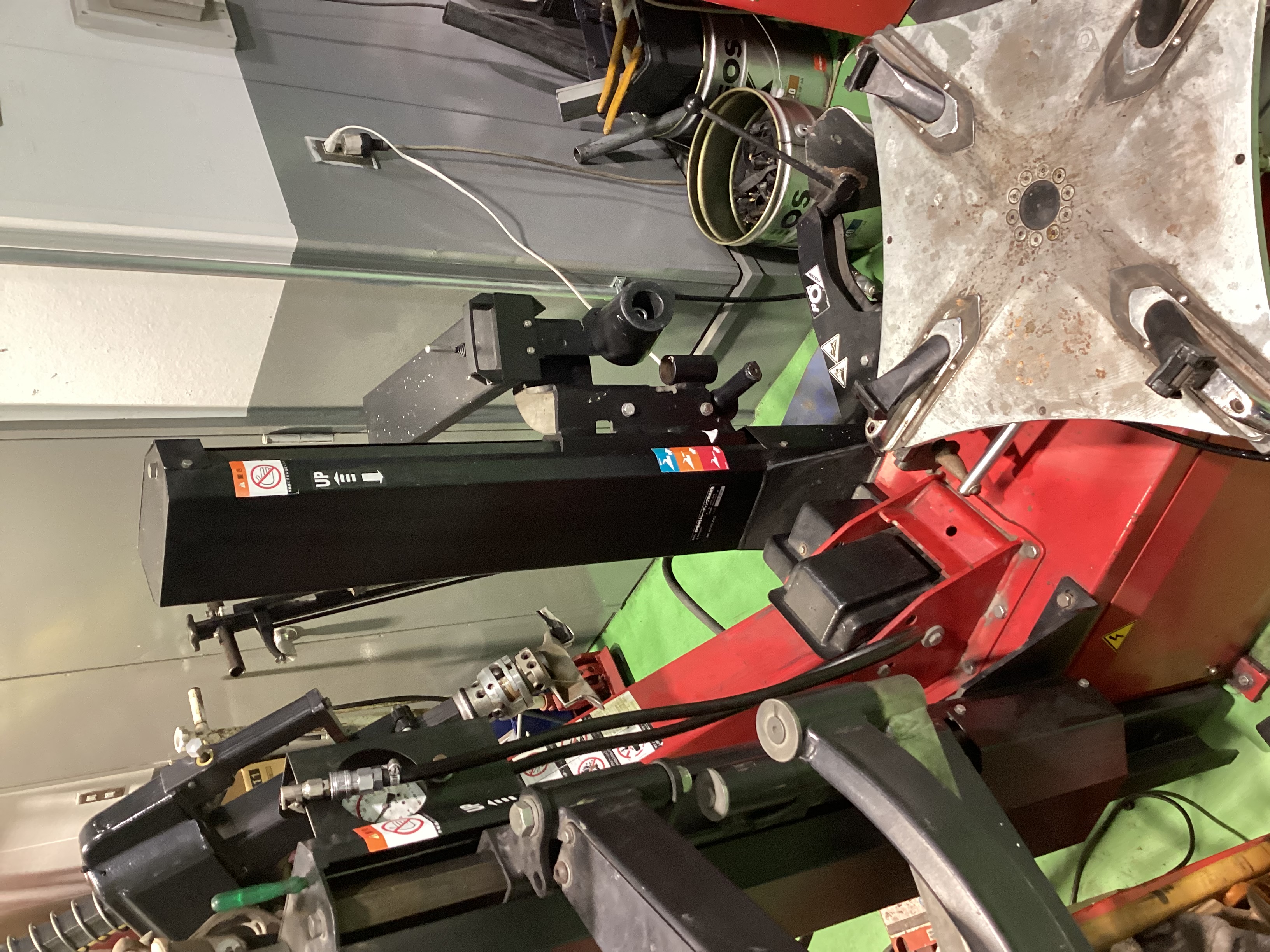 春の車メンテナンスは安城東栄TSで安心サポート🔧お出かけ前に点検を