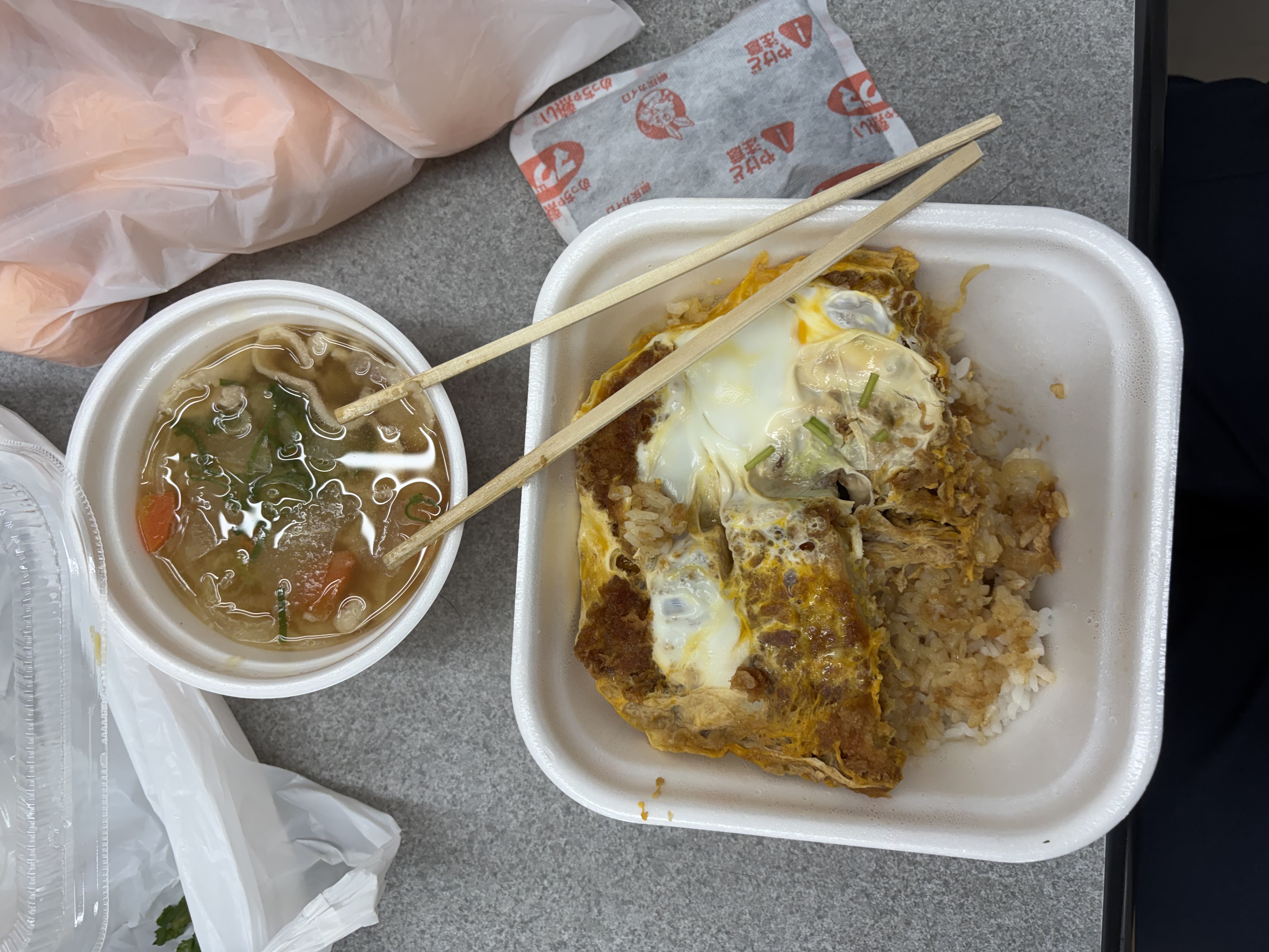 冬の車メンテナンスと洗車で快適ドライブを楽しもう🚗✨