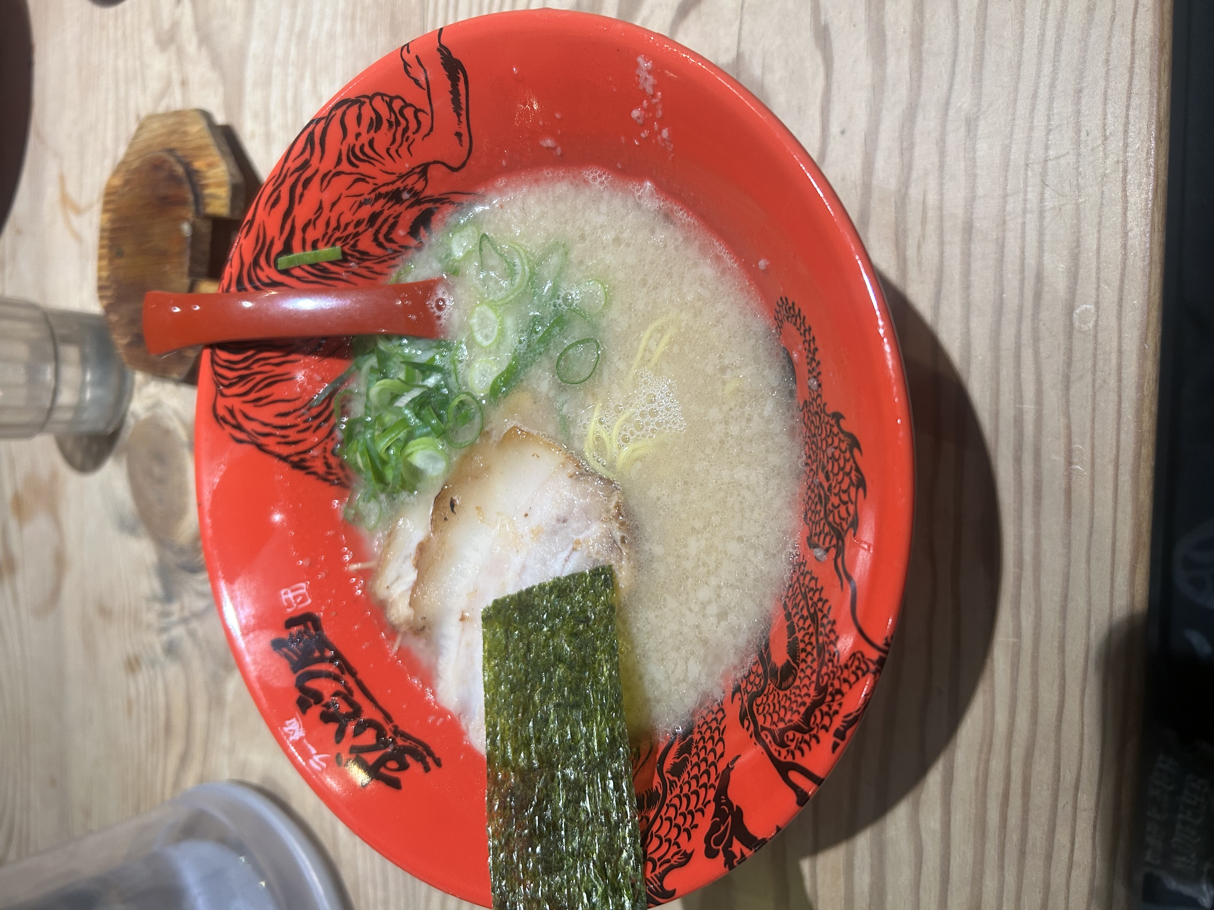 冬の車メンテナンスは大阪南港大和川通りTSでお得に🚗