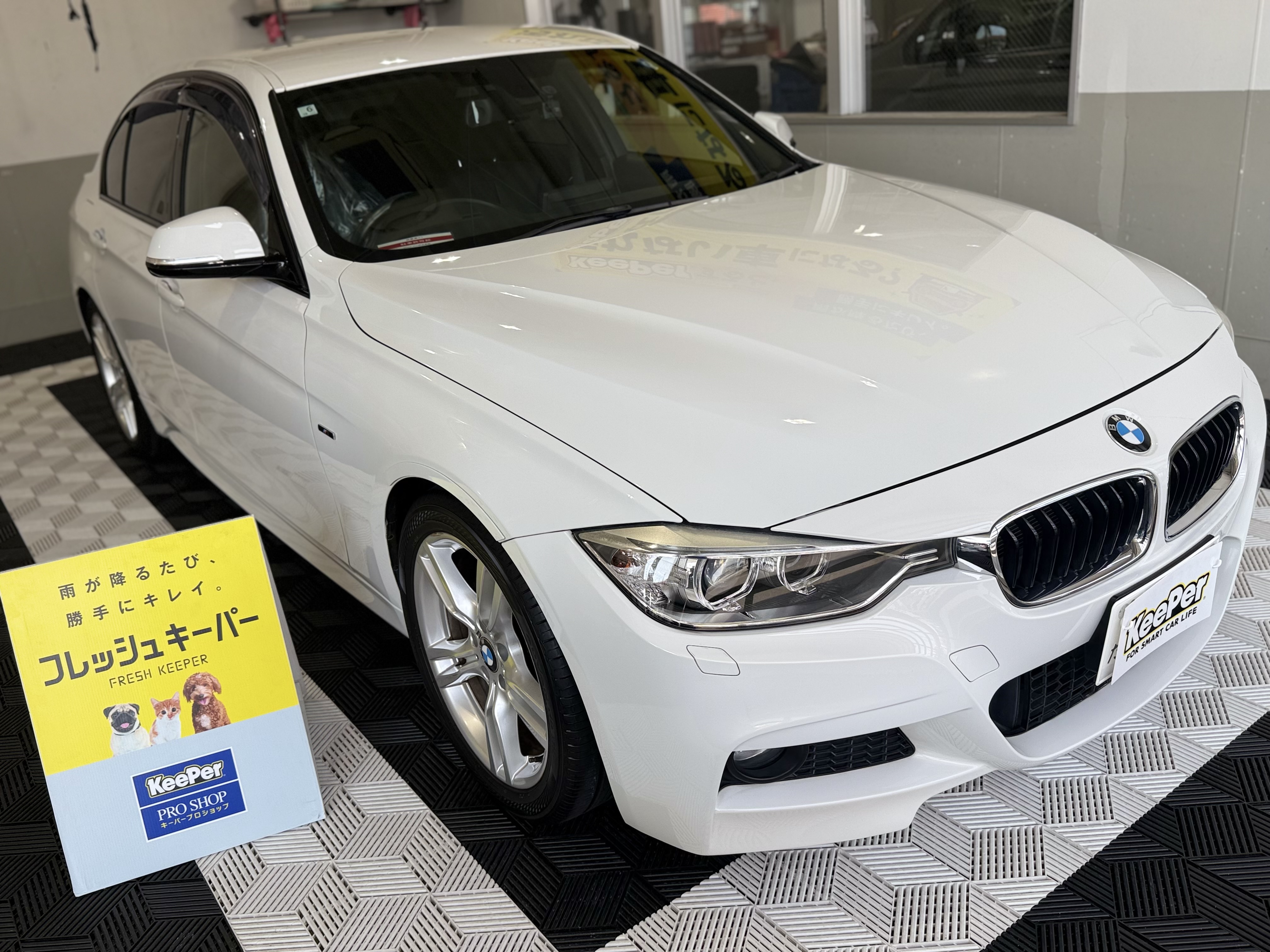 夏の車メンテナンスにおすすめ鉄粉除去とお得なコーティング10％オフキャンペーン🚗