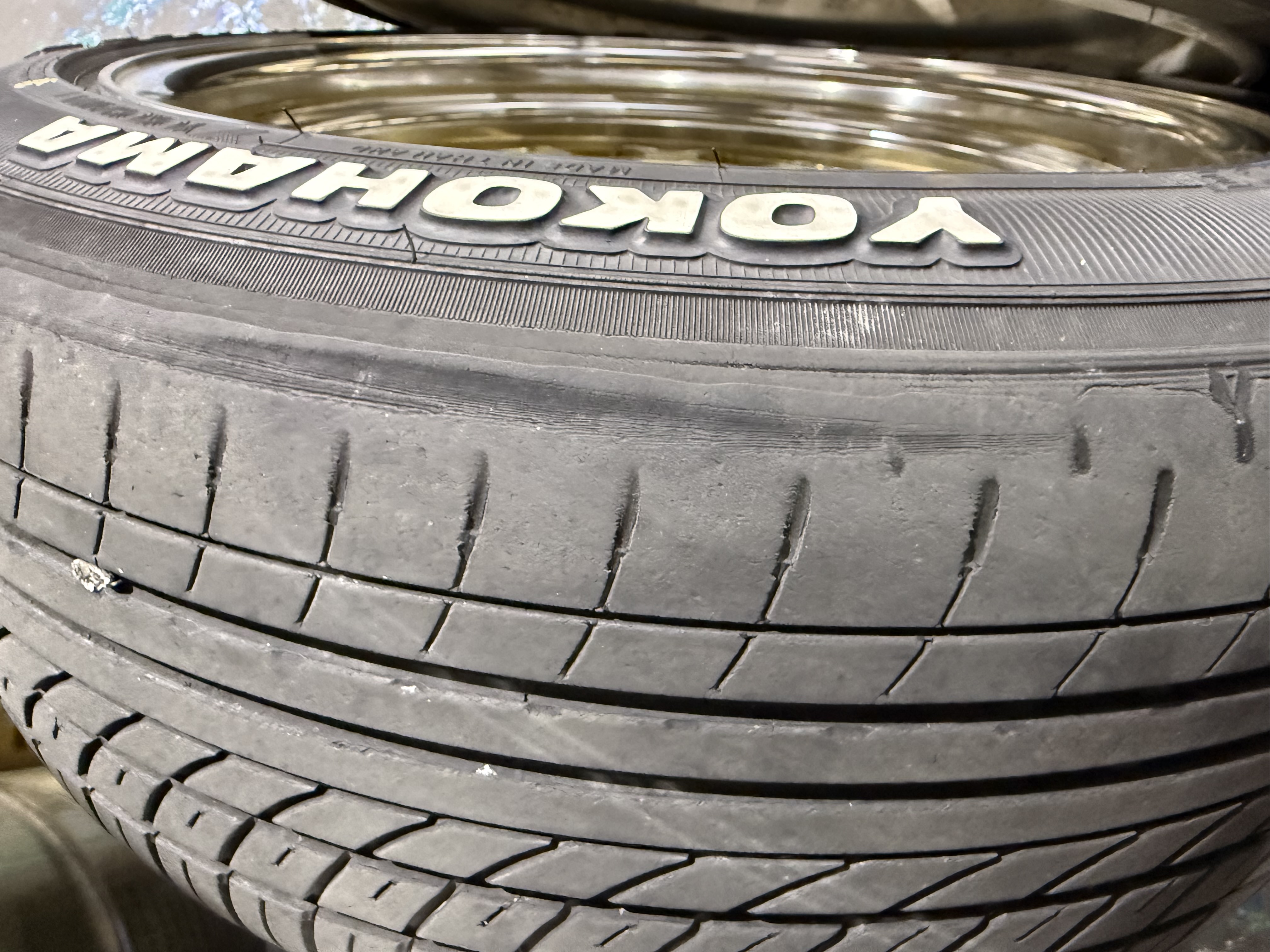 春のカーケアポイントとタイヤ脱着キャンペーン情報🚗安全運転の秘訣