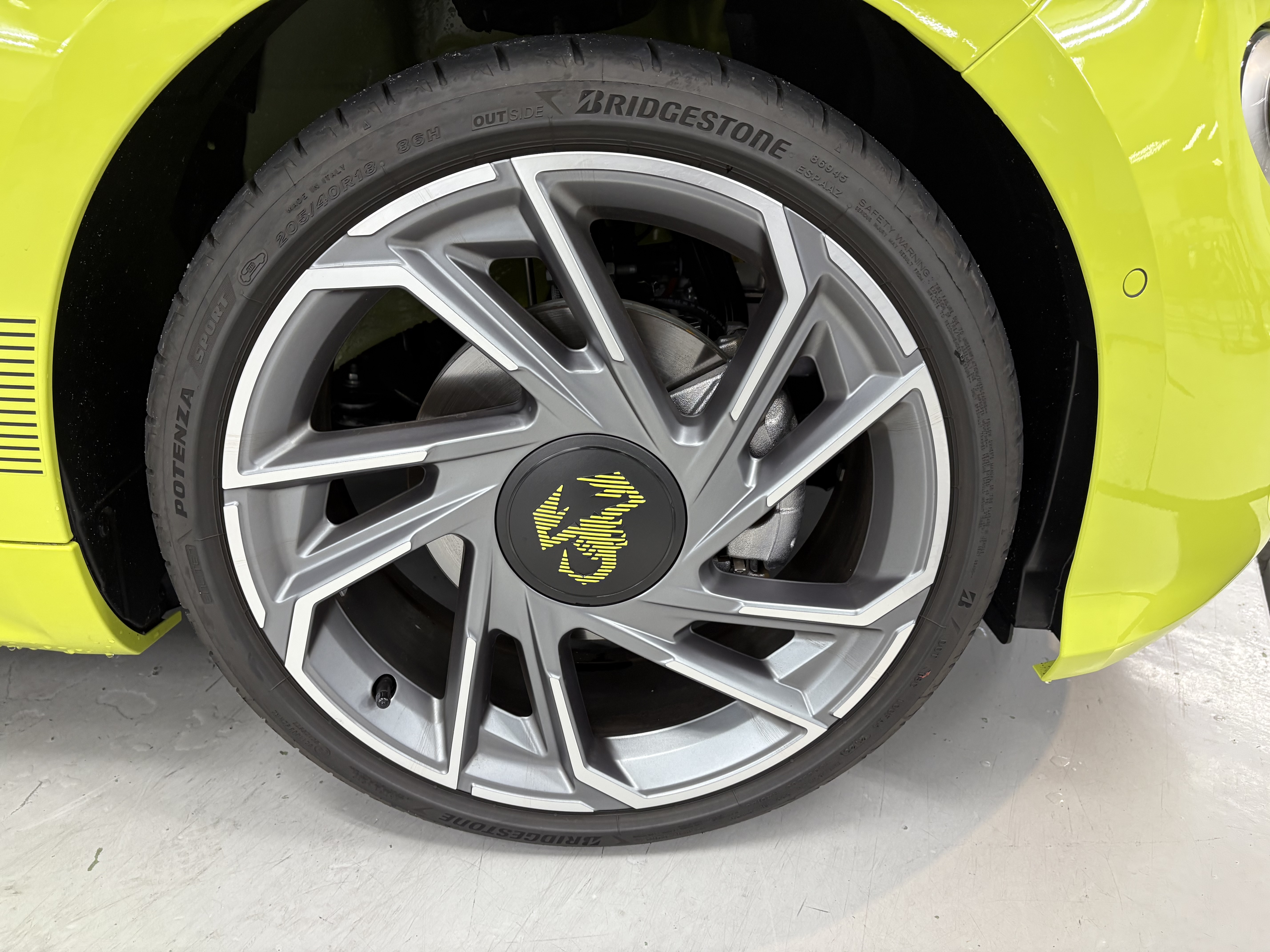 秋のタイヤ交換と冬支度キャンペーン｜名神八日市インターTSから安全運転のすすめ🚗