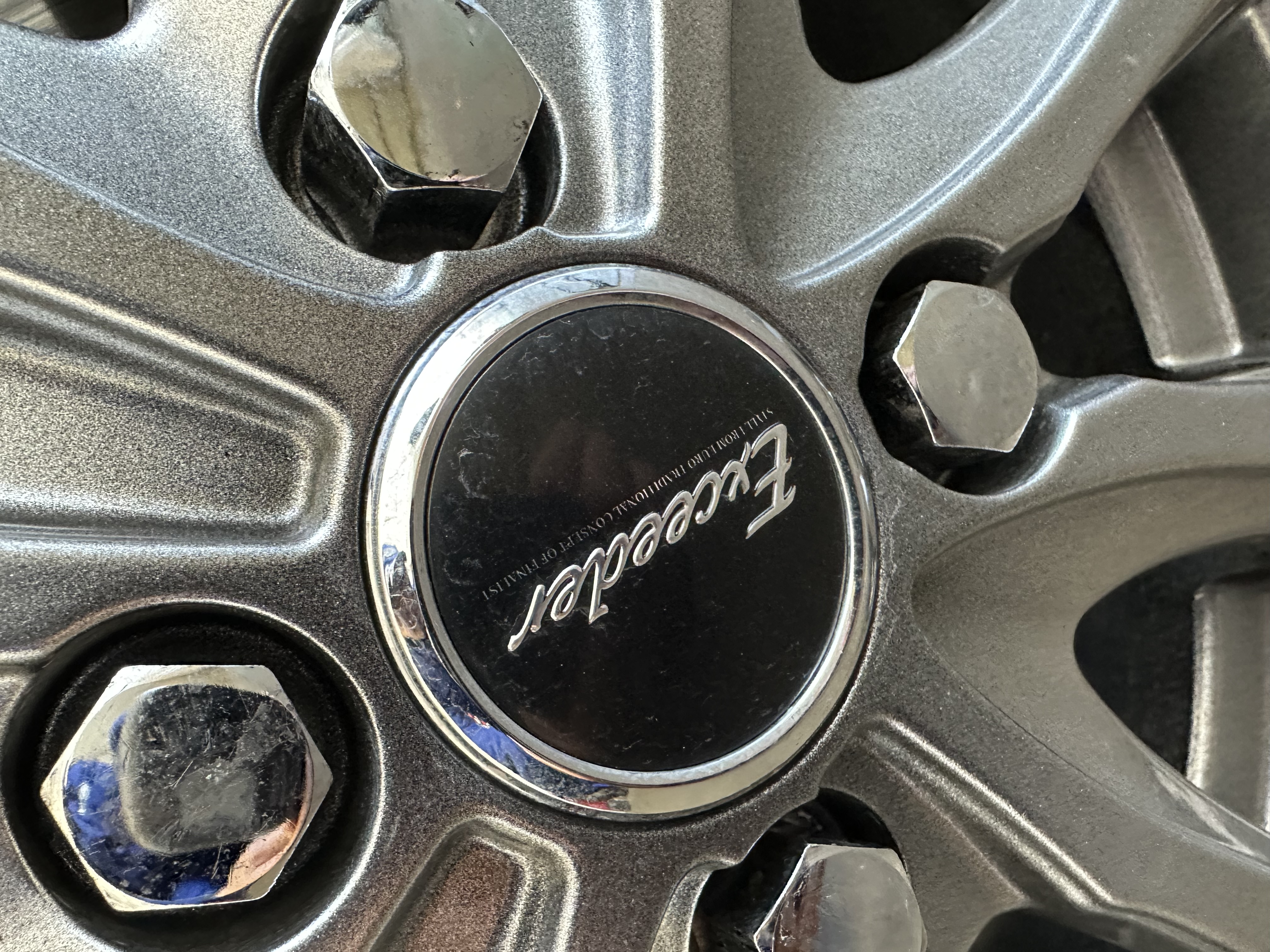 冬の安全運転に必須！栗東TSで早めのタイヤ交換と点検を🚗