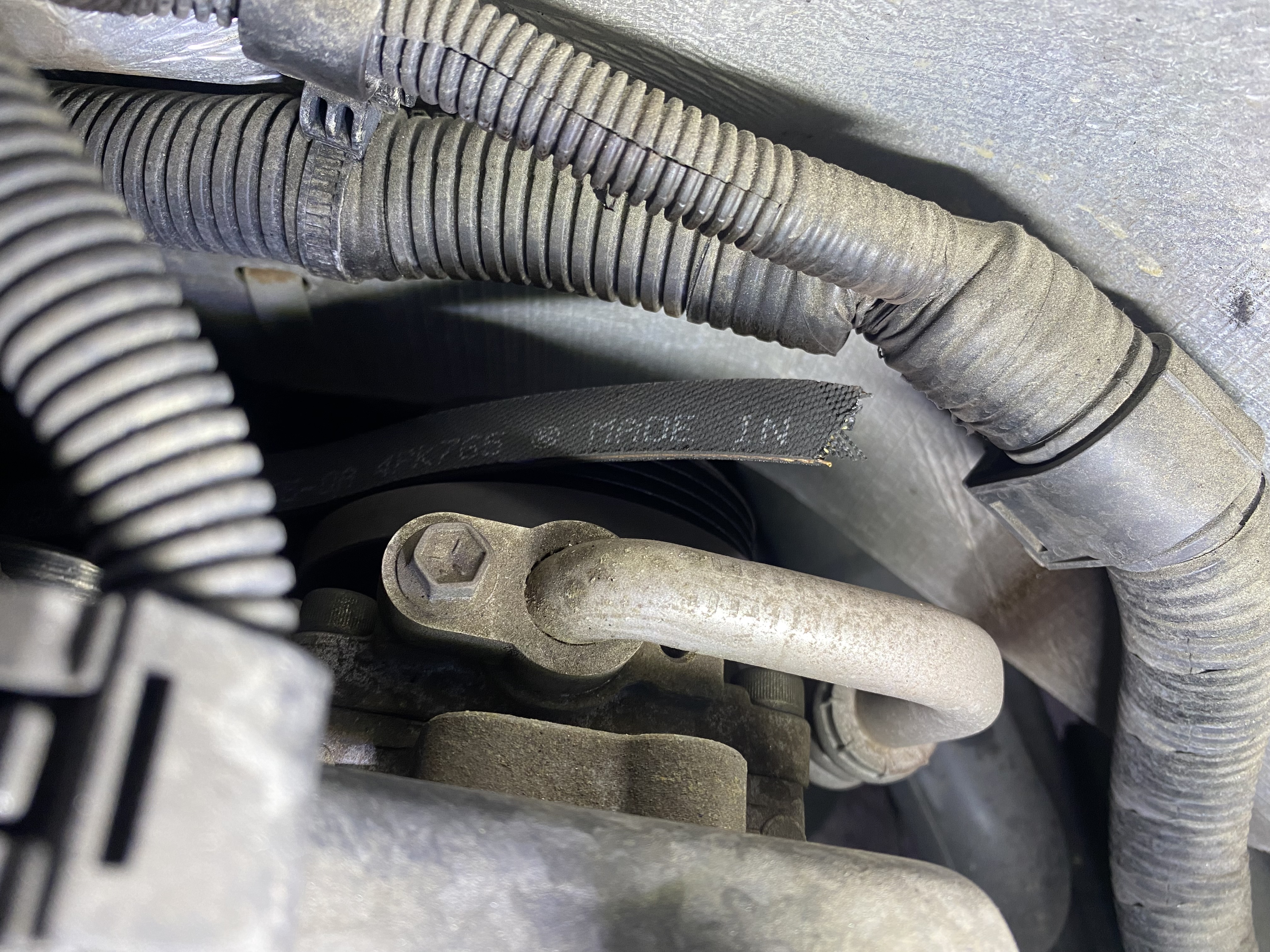 春の車メンテナンスは栗東TSで安心チェック🚗エアコン点検も忘れずに