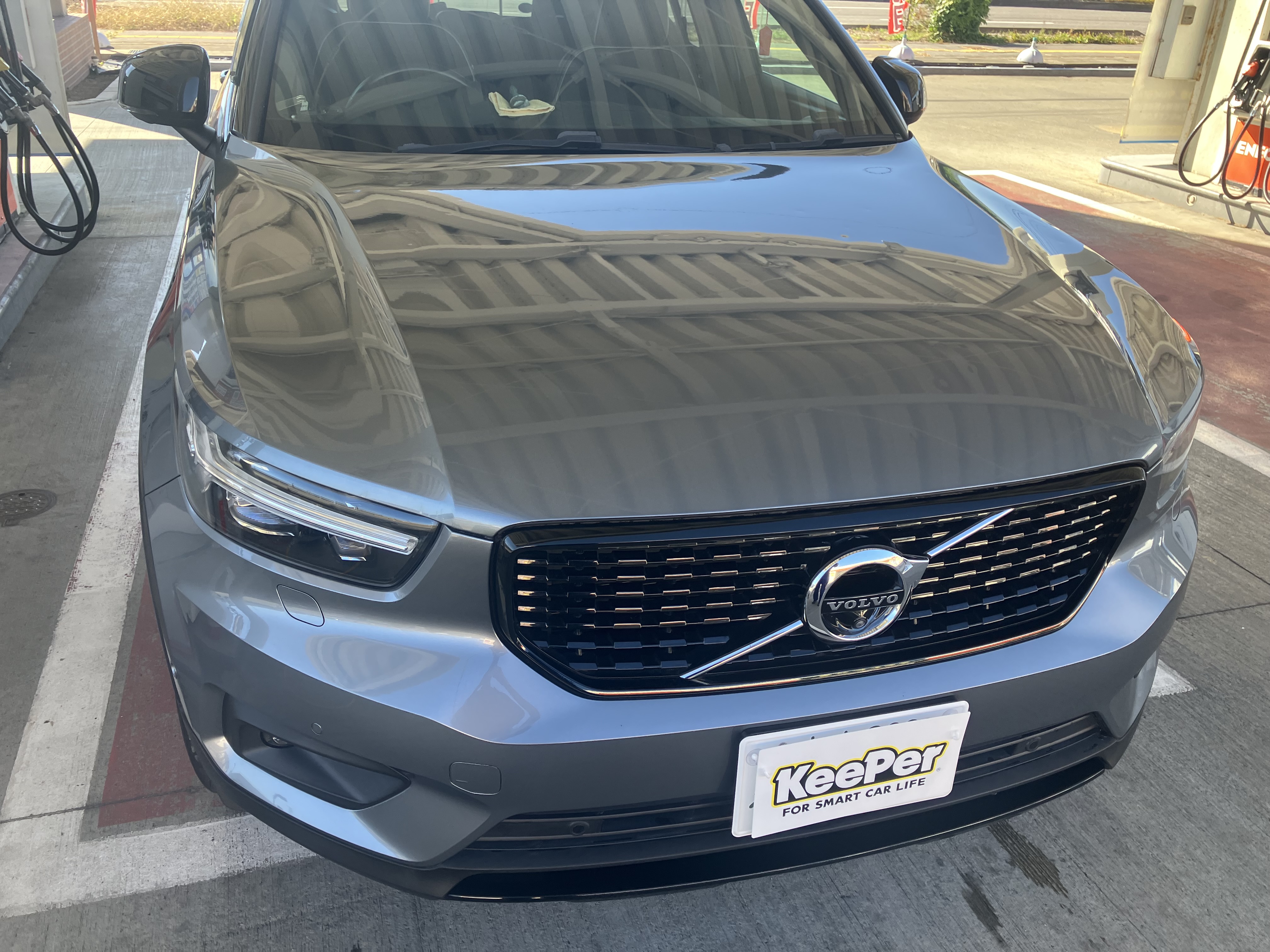 ボルボ　XC40　フレッシュキーパー施工後のツヤのあるボディ