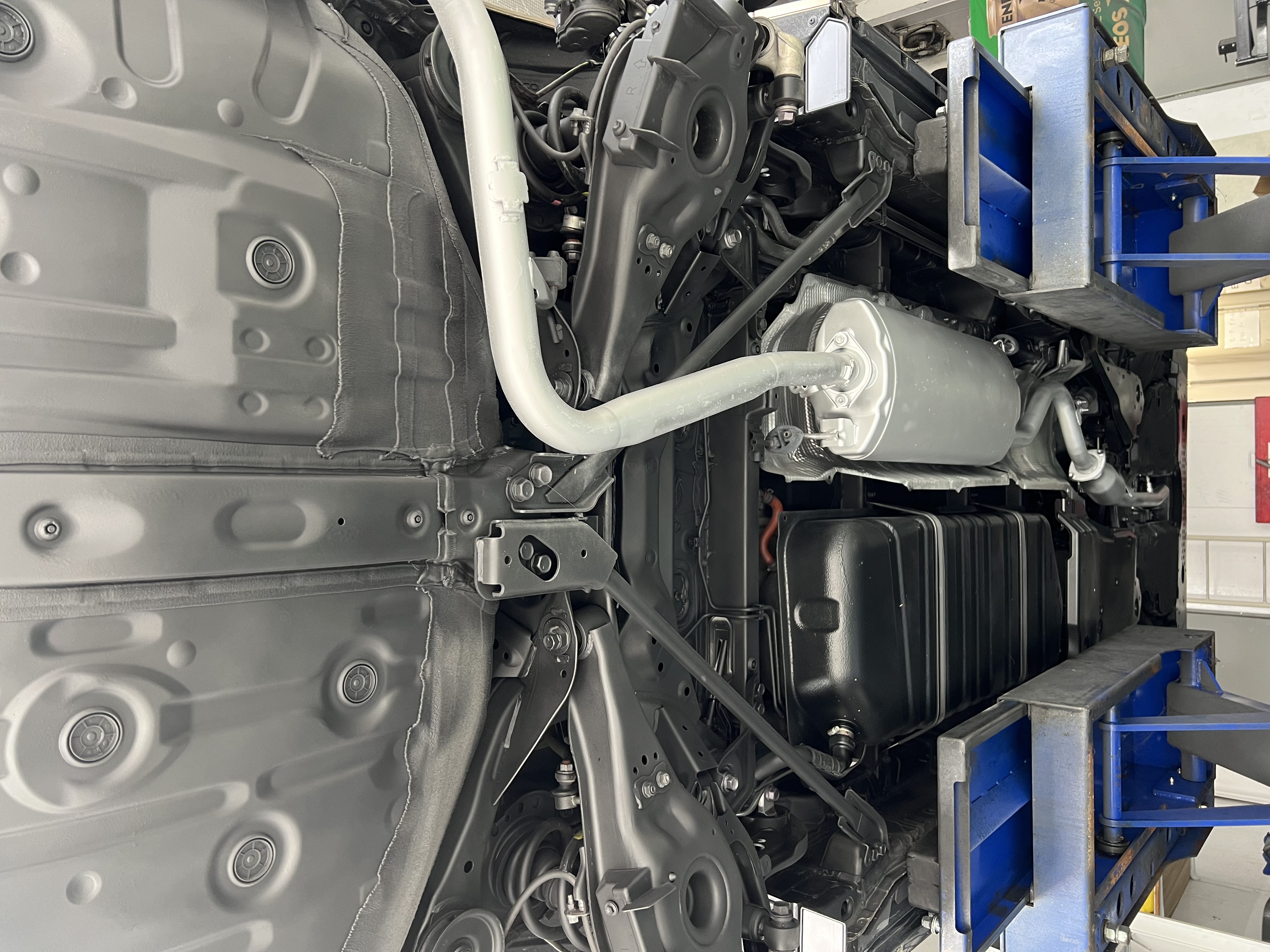 🚗トヨタ アルファード 下回り防錆コーティング【アフター編】✨（ゴム質タイプ）