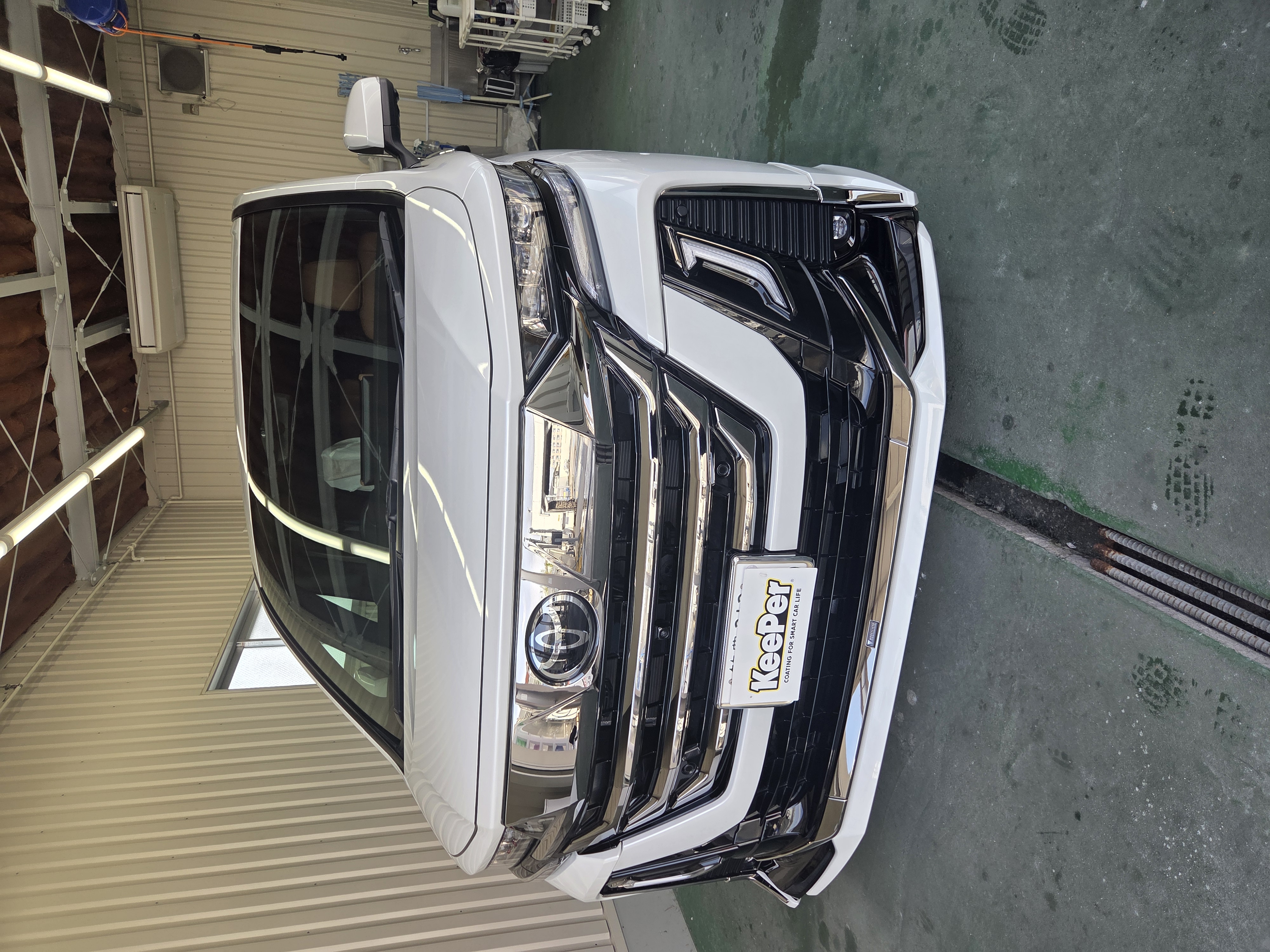 雨の日も安心エコダイヤモンドキーパーのメンテナンスで車をしっかり守ろう✨